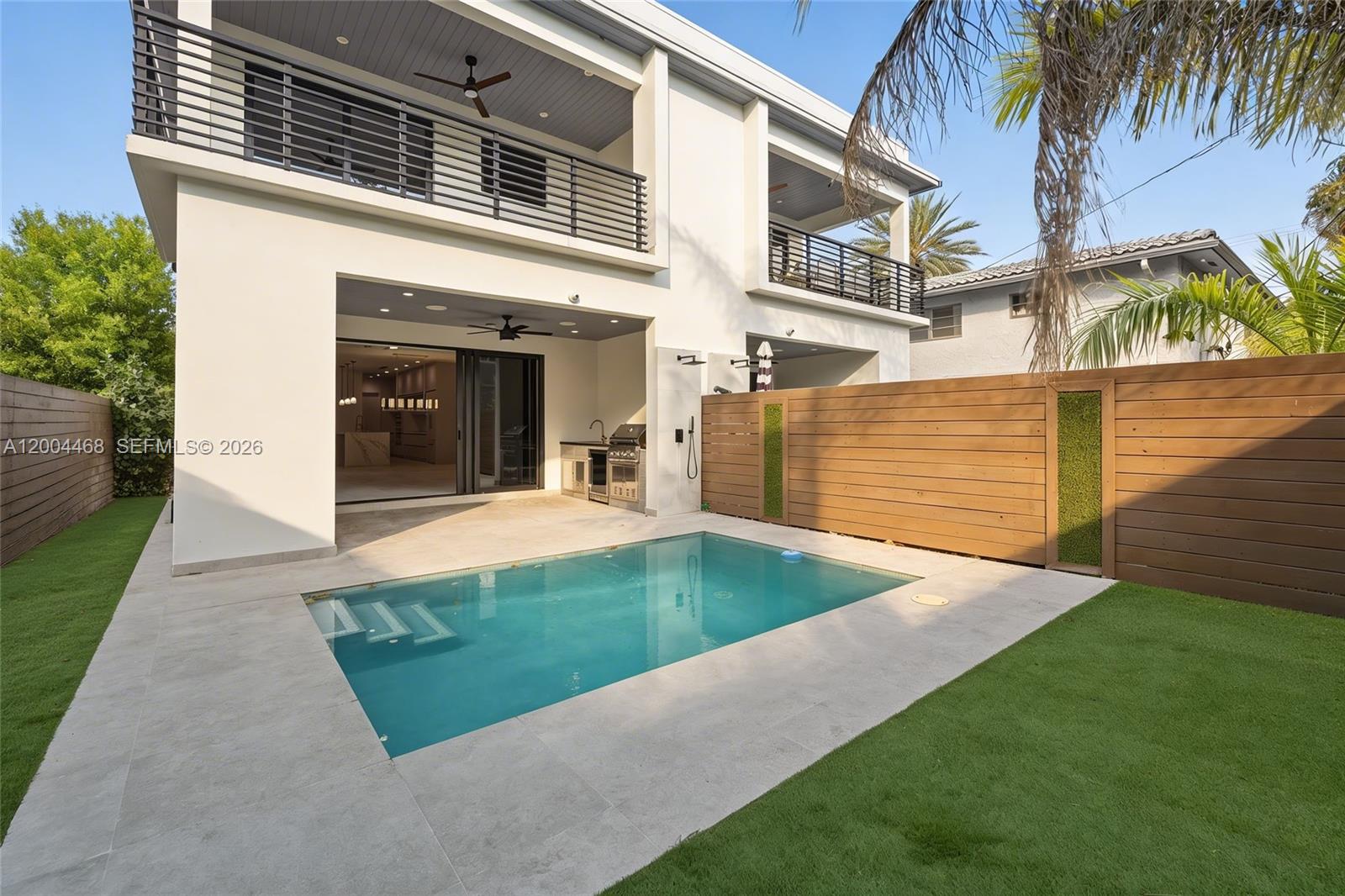 609 NE 8th Ave #B Fort Lauderdale, FL 33304