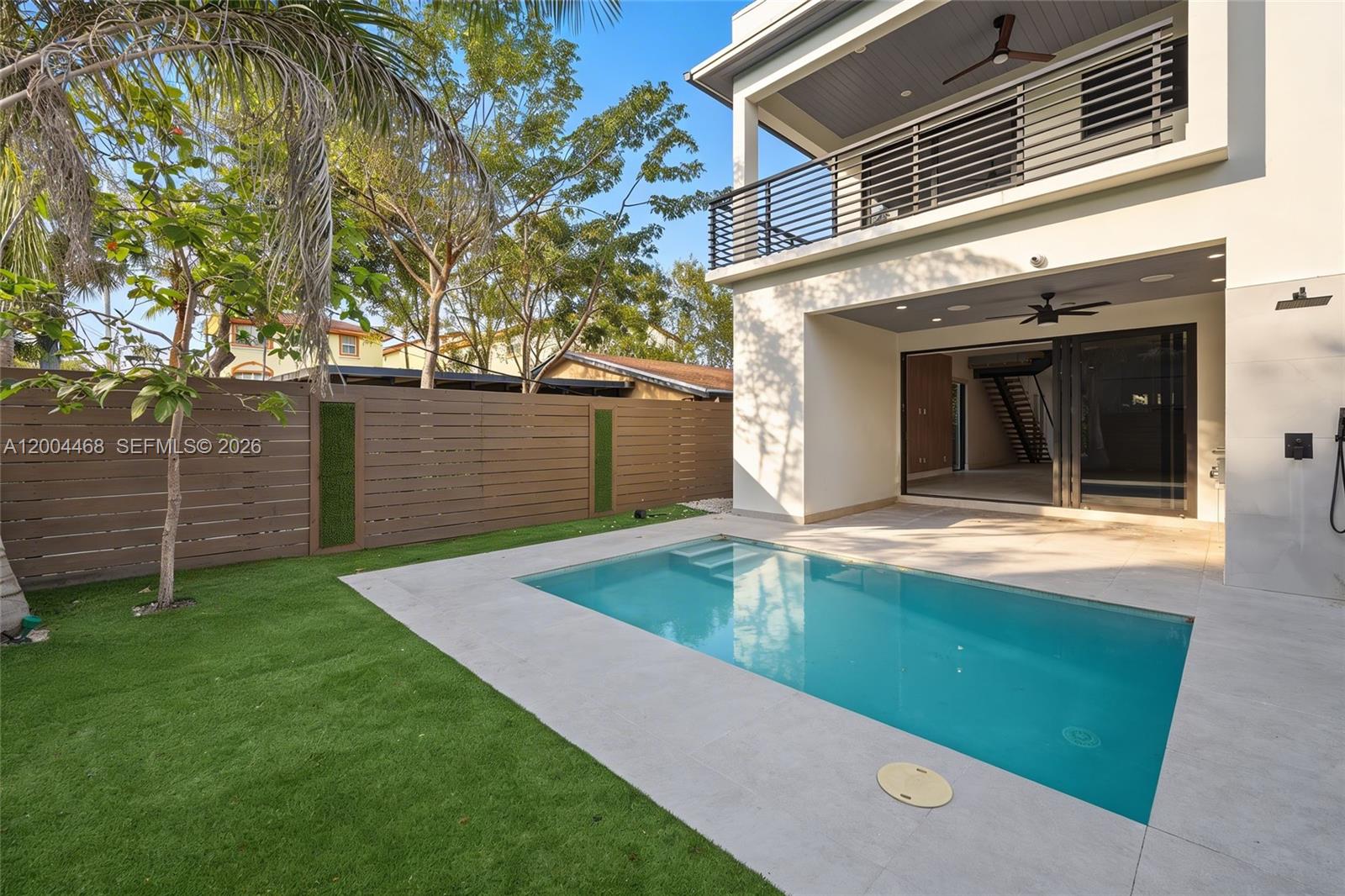 609 NE 8th Ave #B Fort Lauderdale, FL 33304