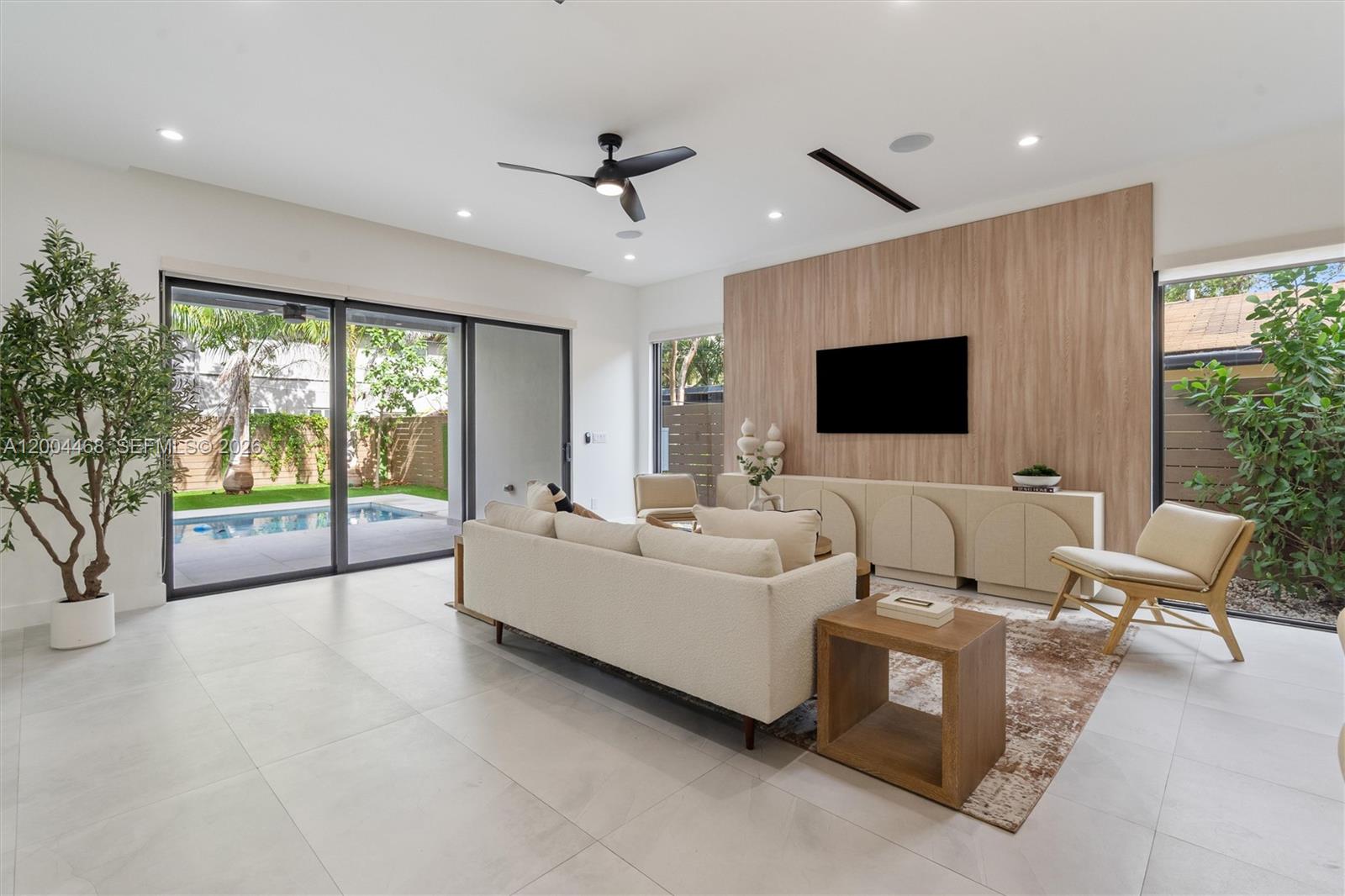 609 NE 8th Ave #B Fort Lauderdale, FL 33304