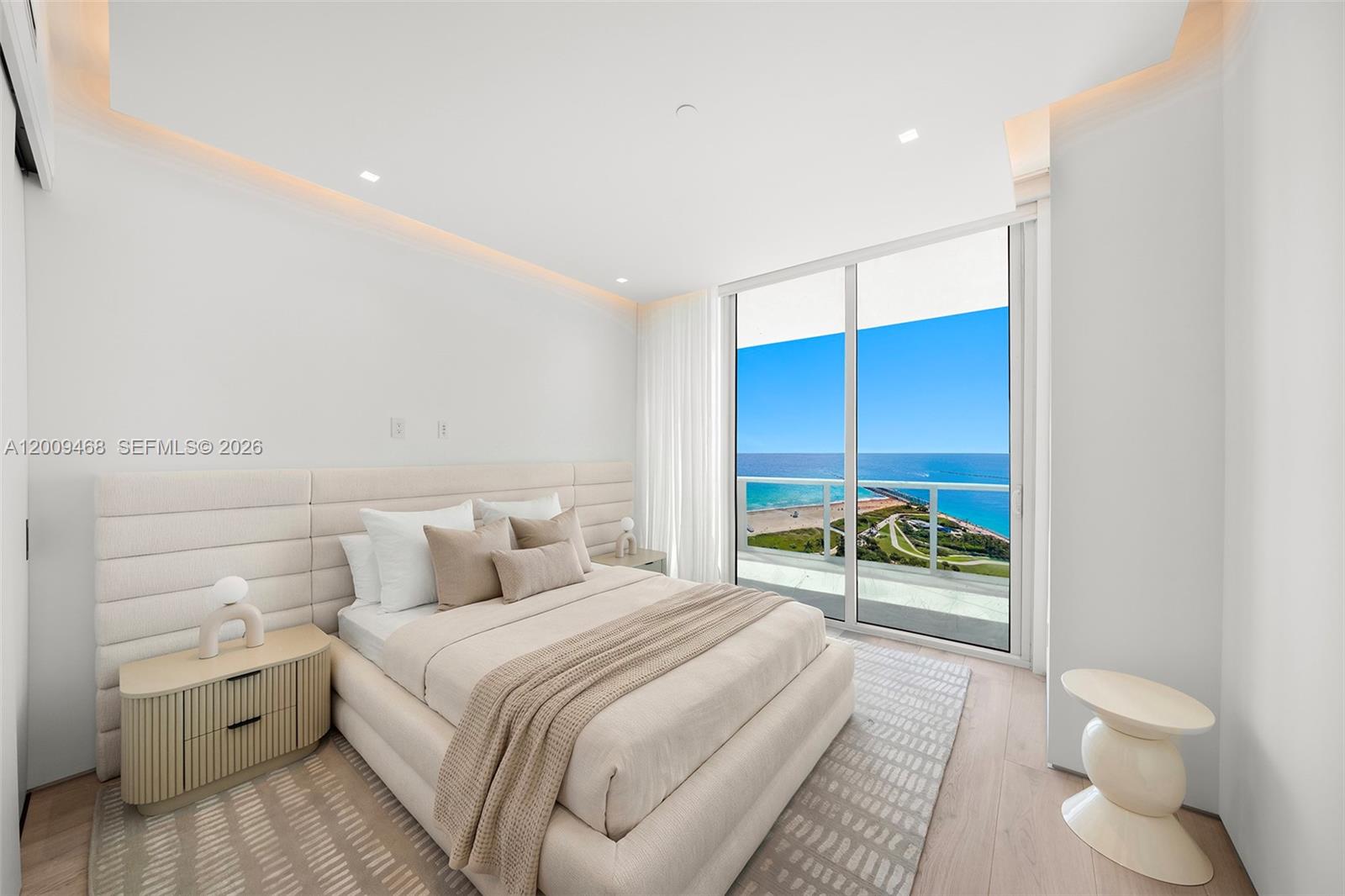 100 S Pointe Dr #1206 Miami Beach, FL 33139