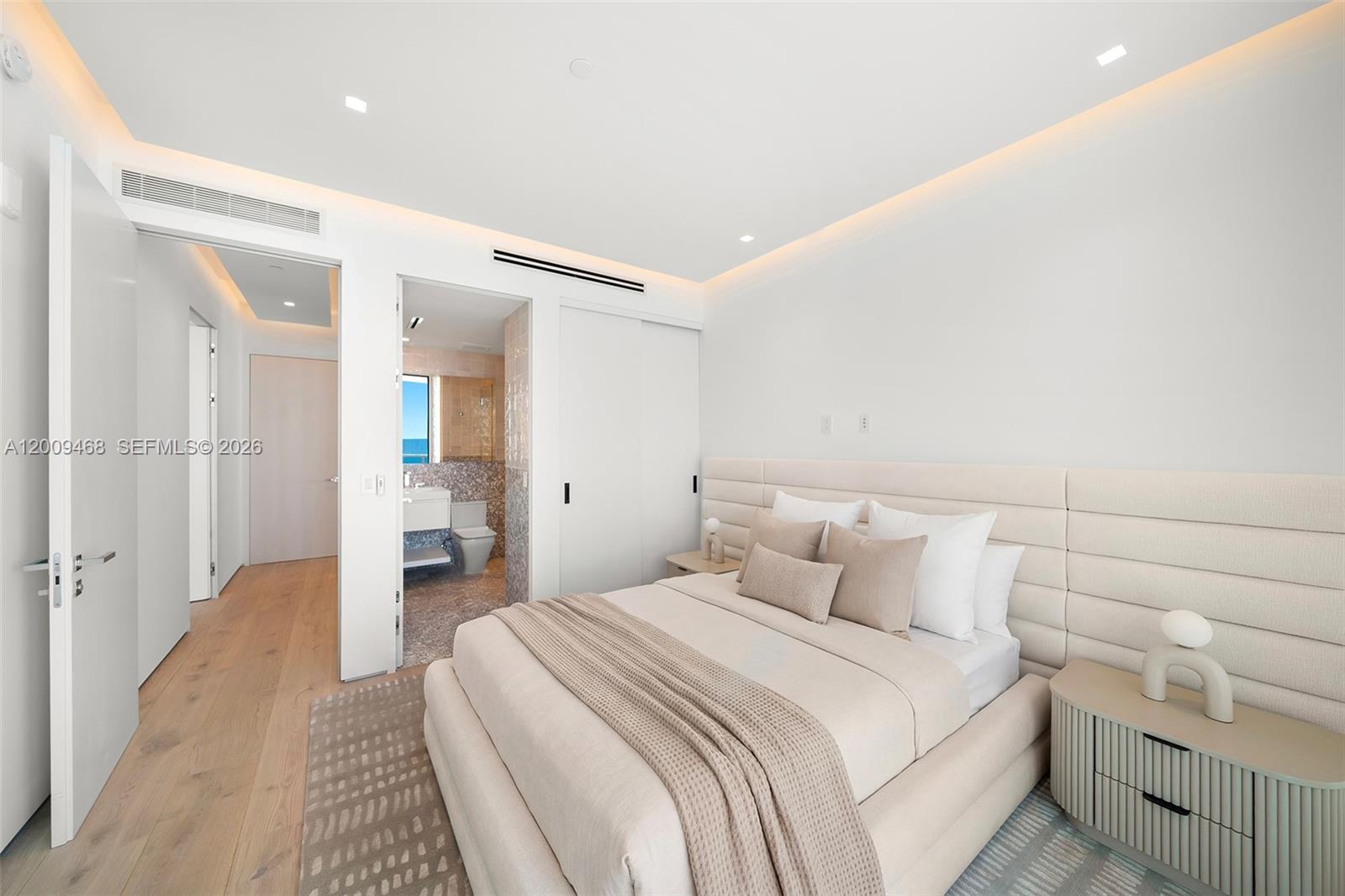 100 S Pointe Dr #1206 Miami Beach, FL 33139