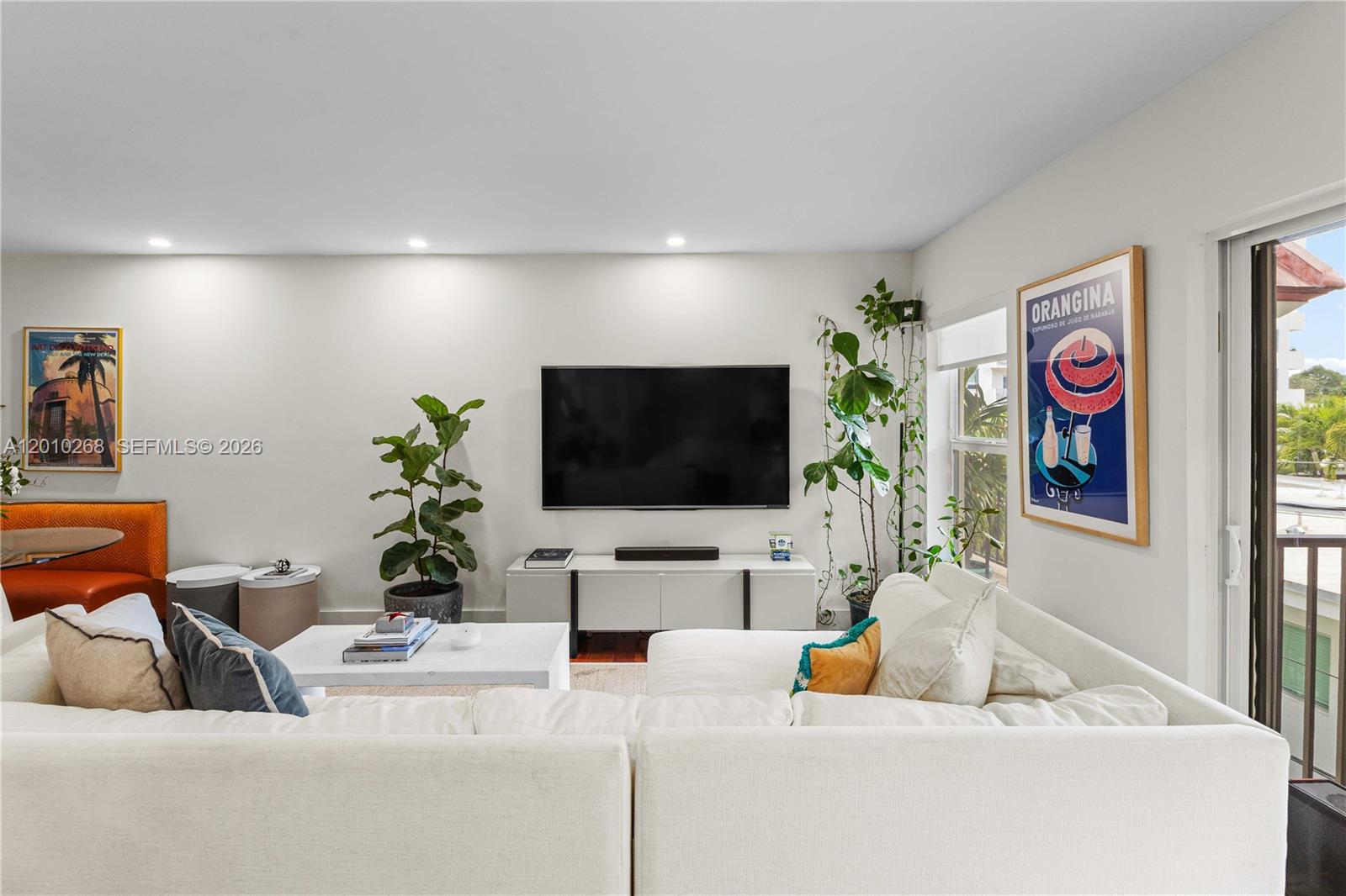 1821 Jefferson Ave #306 Miami Beach, FL 33139
