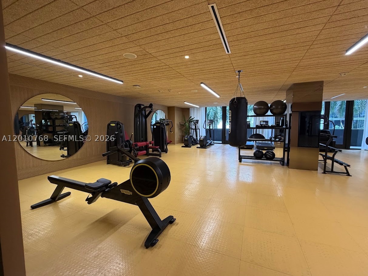 image The Standard Residences Midtown Miami37