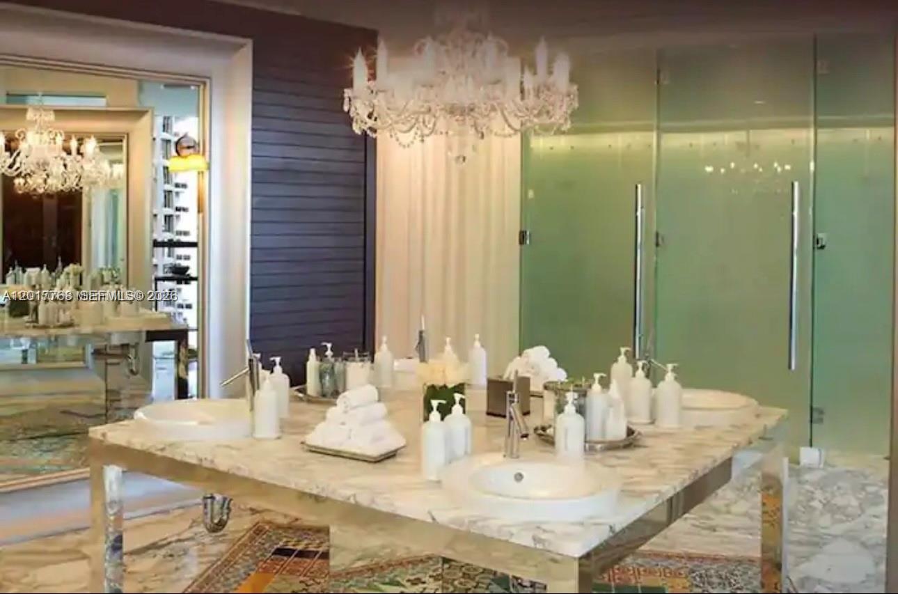 495 Brickell Ave #2902 Miami, FL 33131