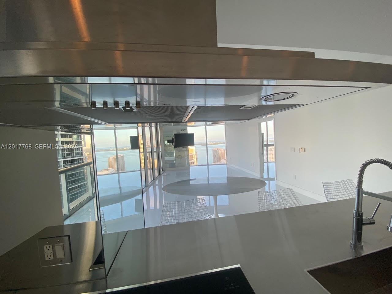 495 Brickell Ave #2902 Miami, FL 33131