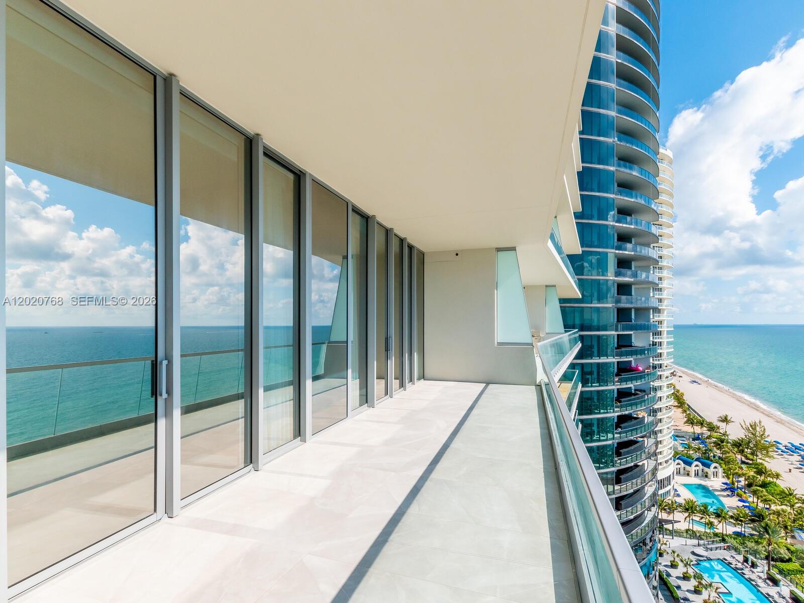 18501 E Collins #1503 Sunny Isles Beach, FL 33160