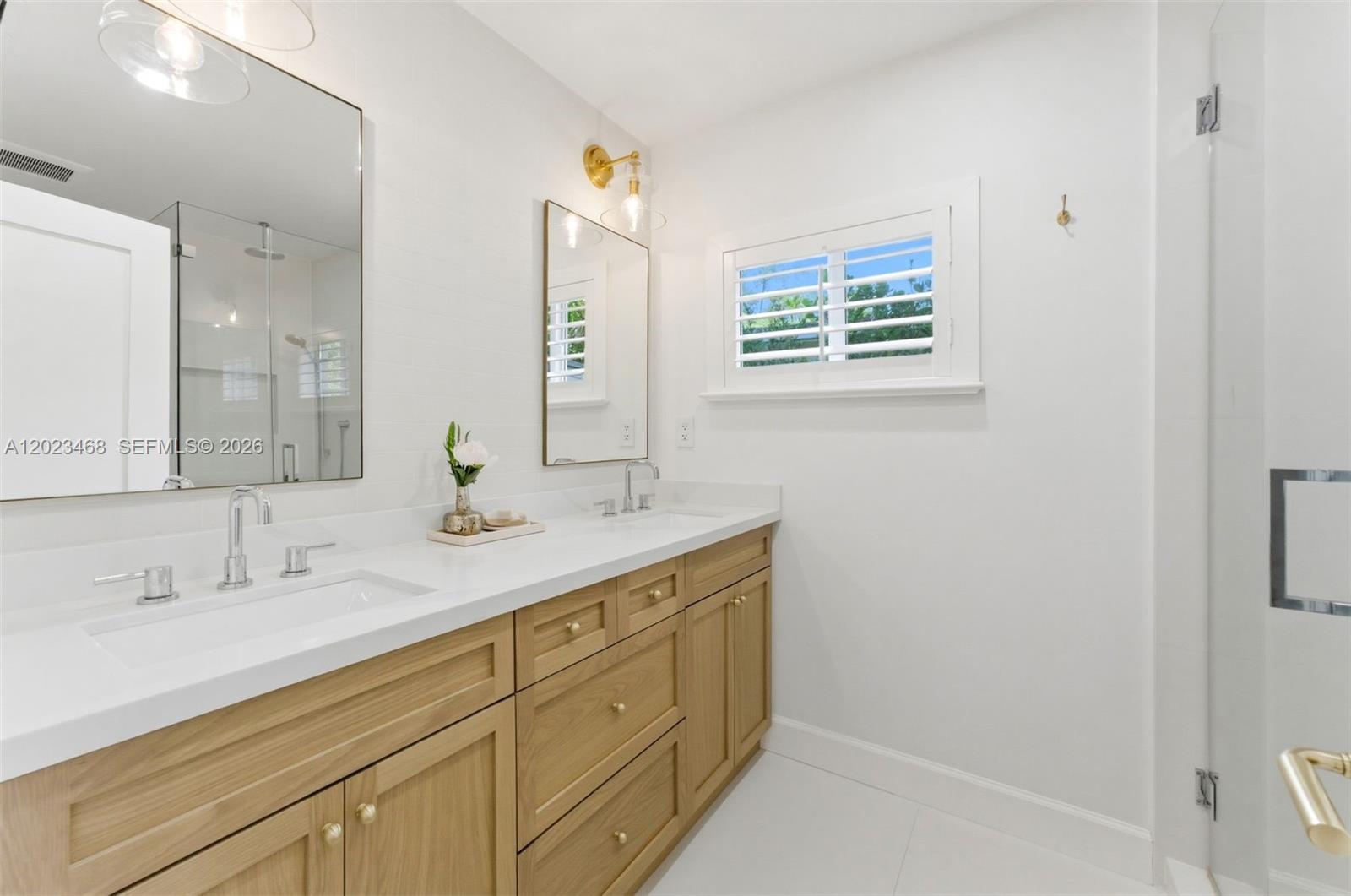 7350 SW 65th Ave South Miami, FL 33143