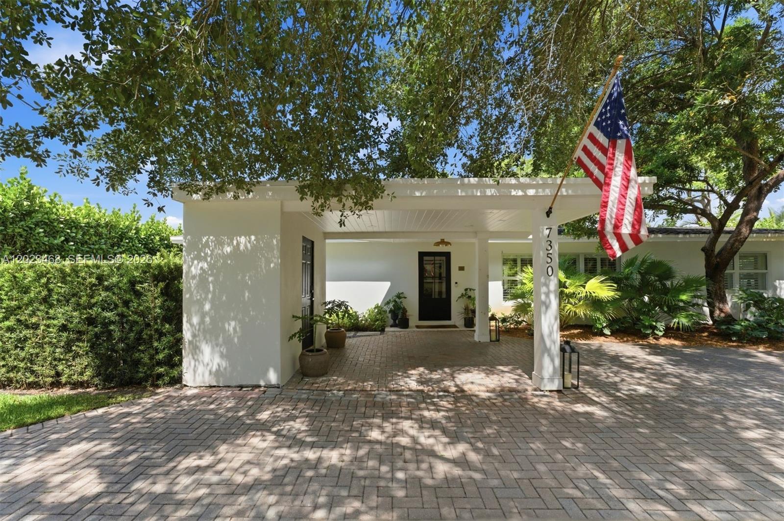 7350 SW 65th Ave South Miami, FL 33143