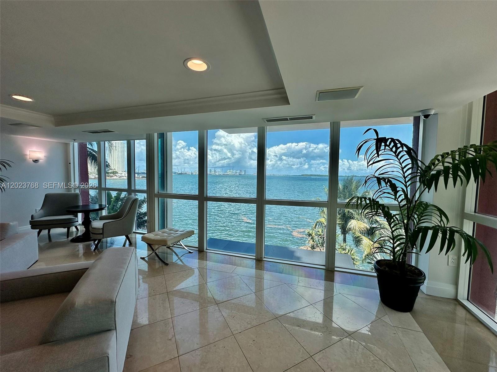 image The Mark on Brickell17