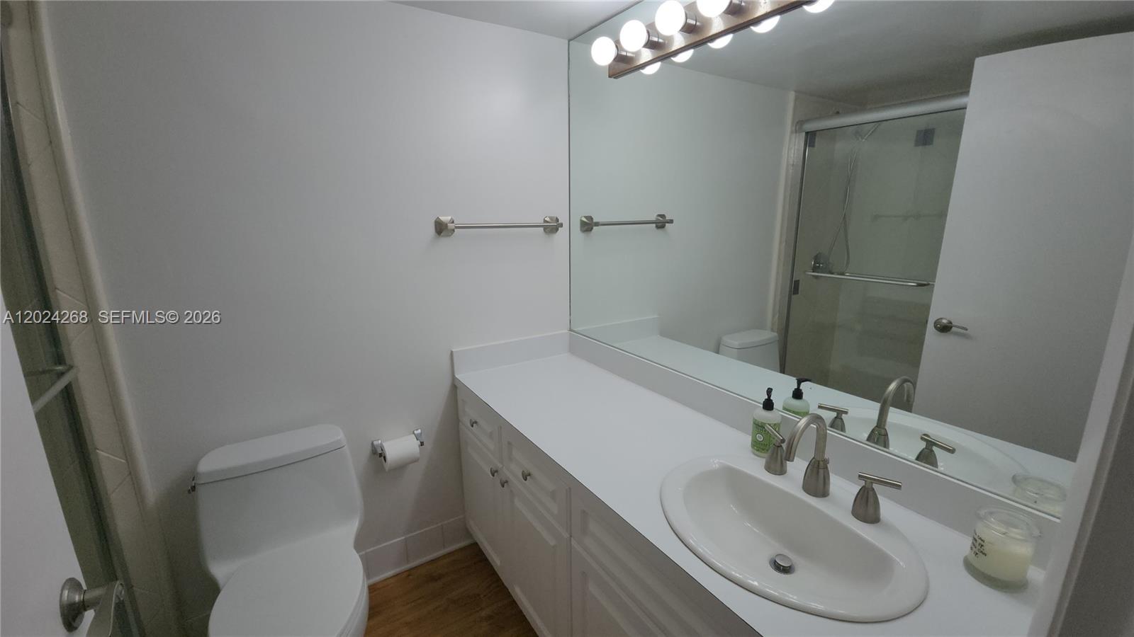 5900 Collins Ave #404 Miami Beach, FL 33140