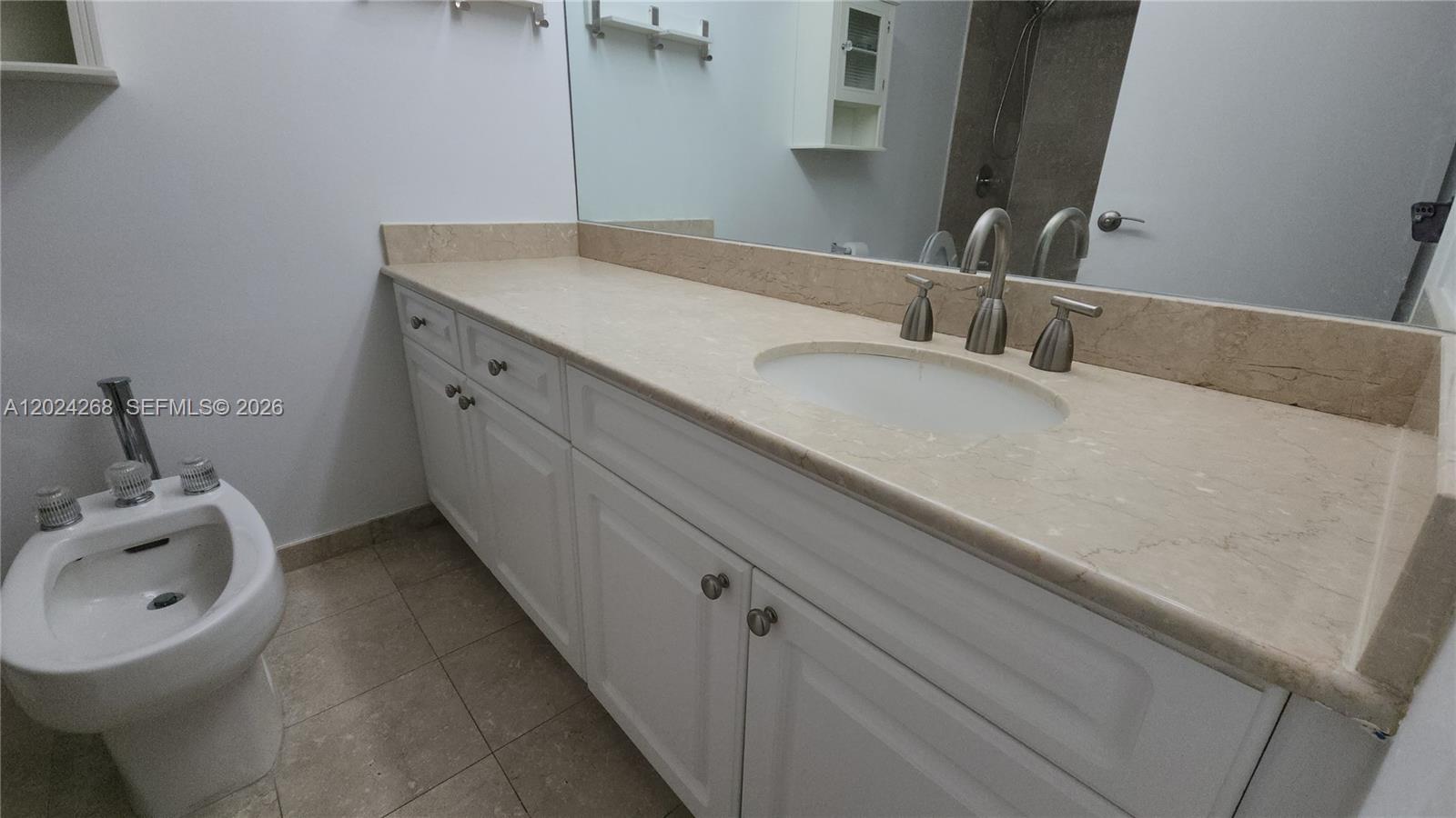 5900 Collins Ave #404 Miami Beach, FL 33140