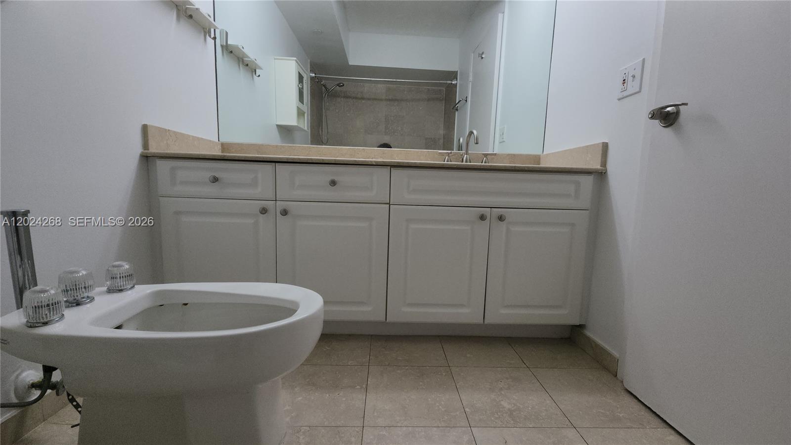 5900 Collins Ave #404 Miami Beach, FL 33140
