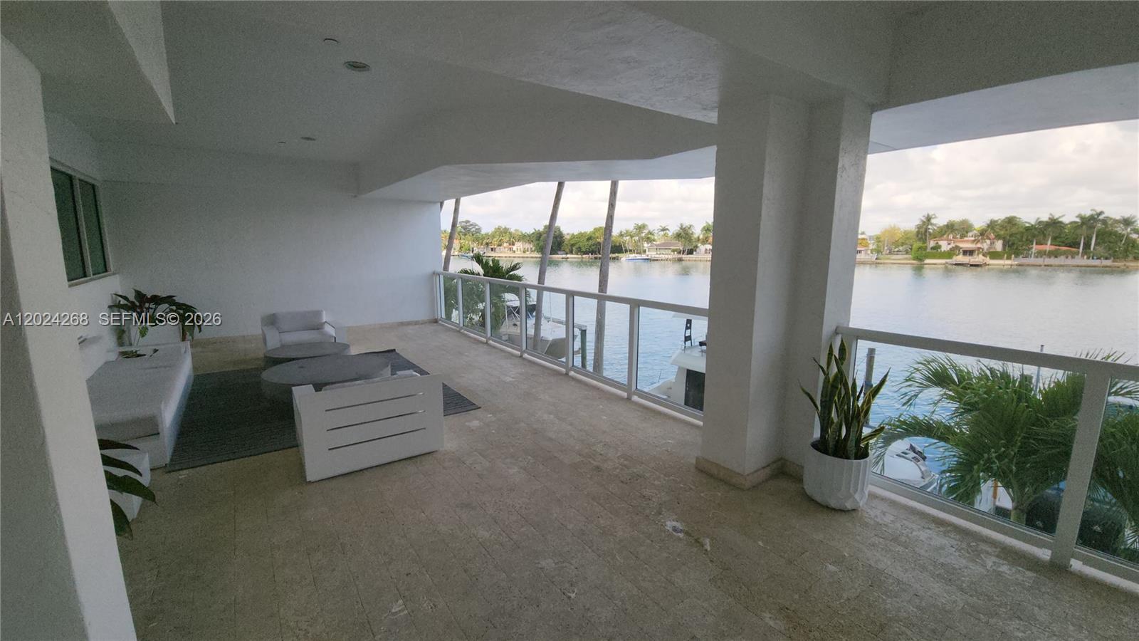 5900 Collins Ave #404 Miami Beach, FL 33140