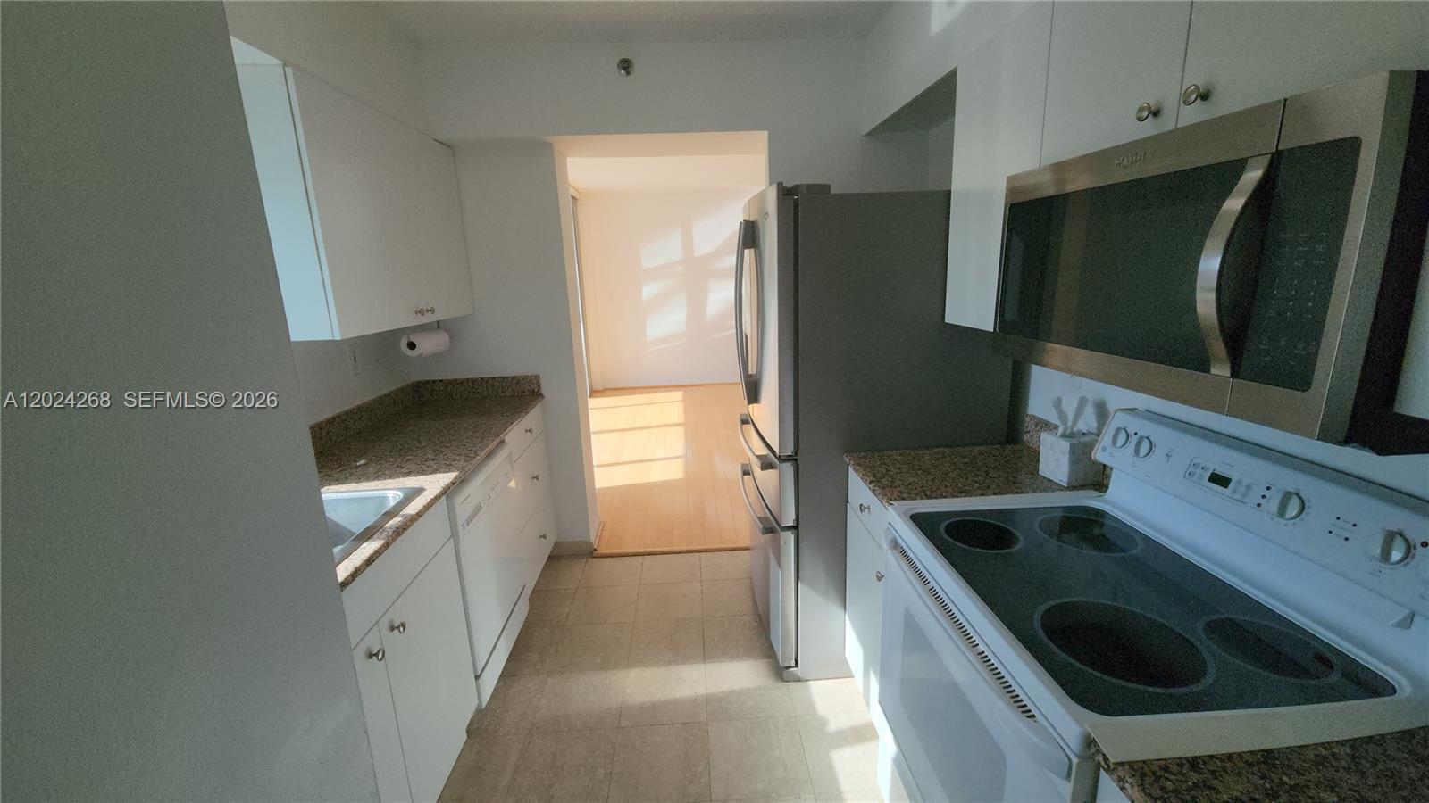 5900 Collins Ave #404 Miami Beach, FL 33140