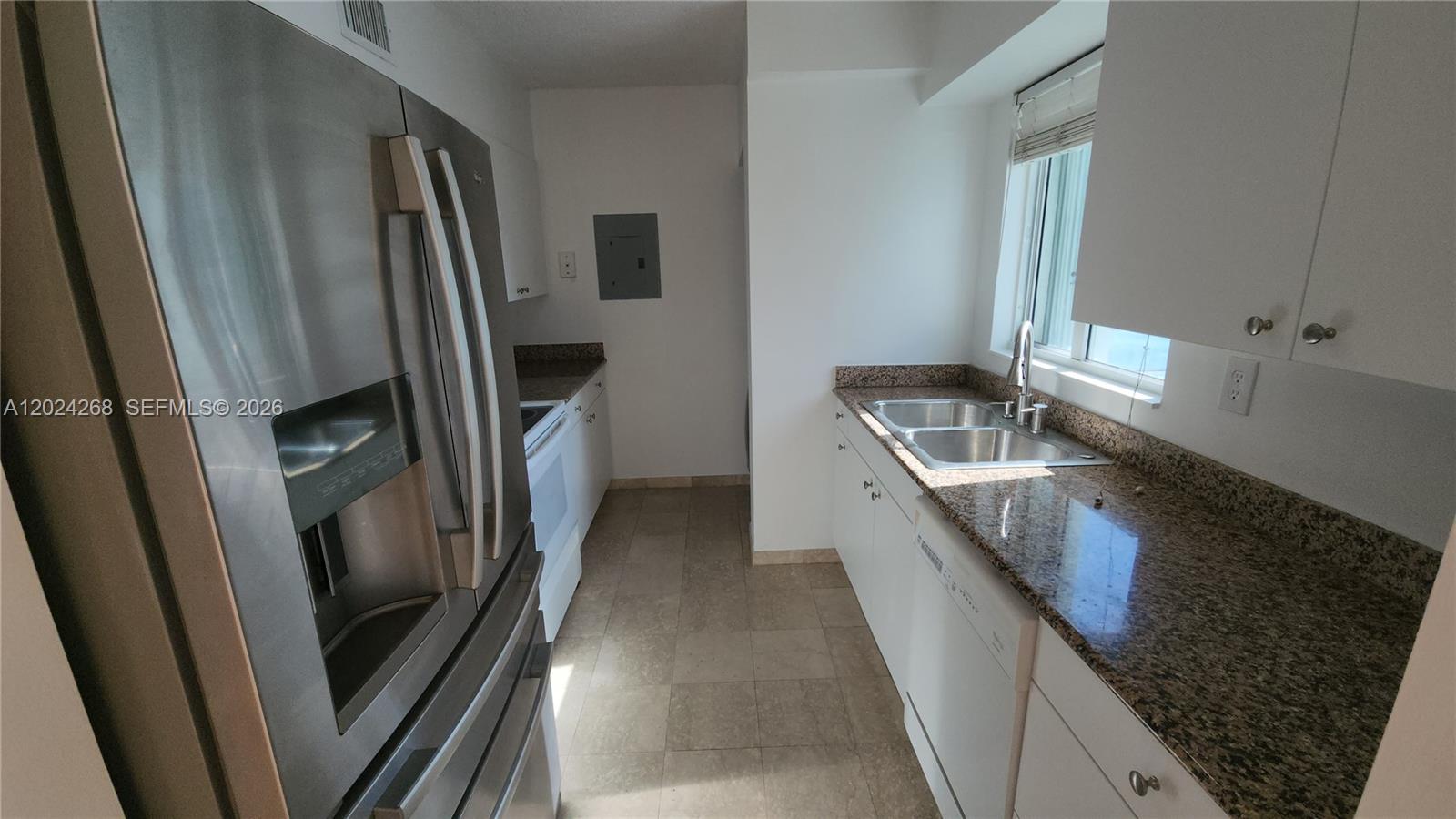 5900 Collins Ave #404 Miami Beach, FL 33140