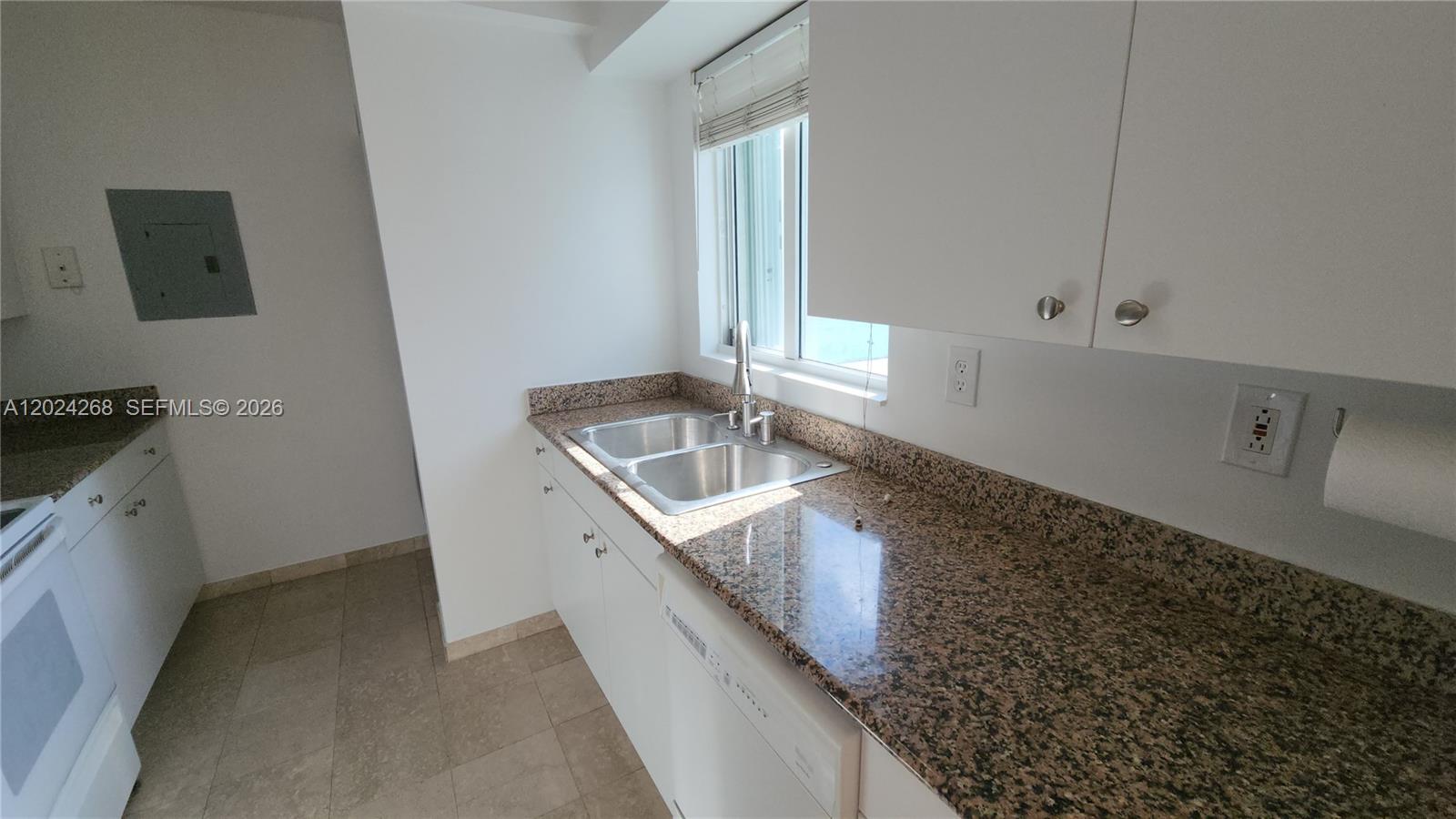 5900 Collins Ave #404 Miami Beach, FL 33140