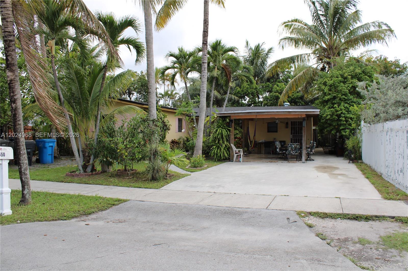 3650 SW 39th