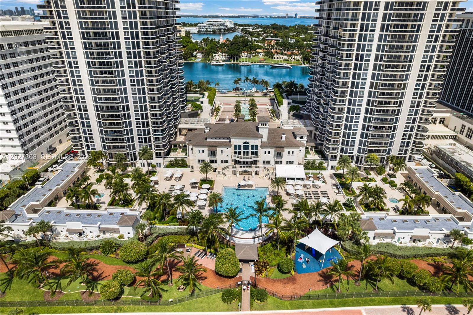 4779 Collins Ave #908 Miami Beach, FL 33140