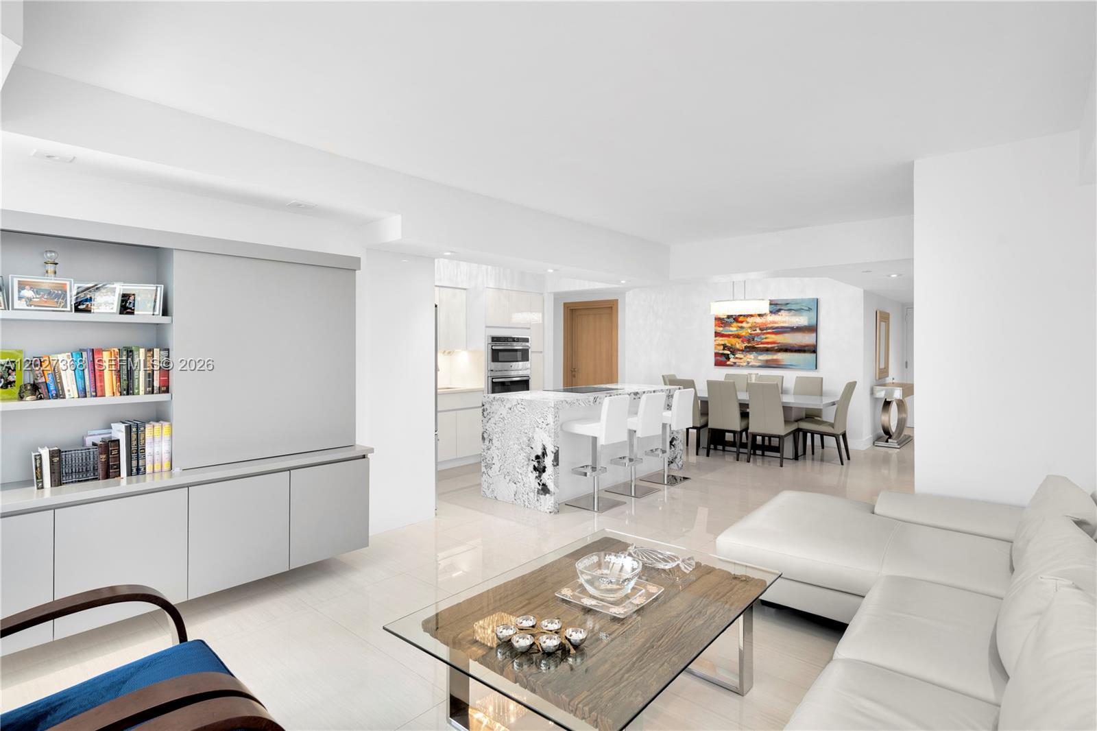 4779 Collins Ave #908 Miami Beach, FL 33140
