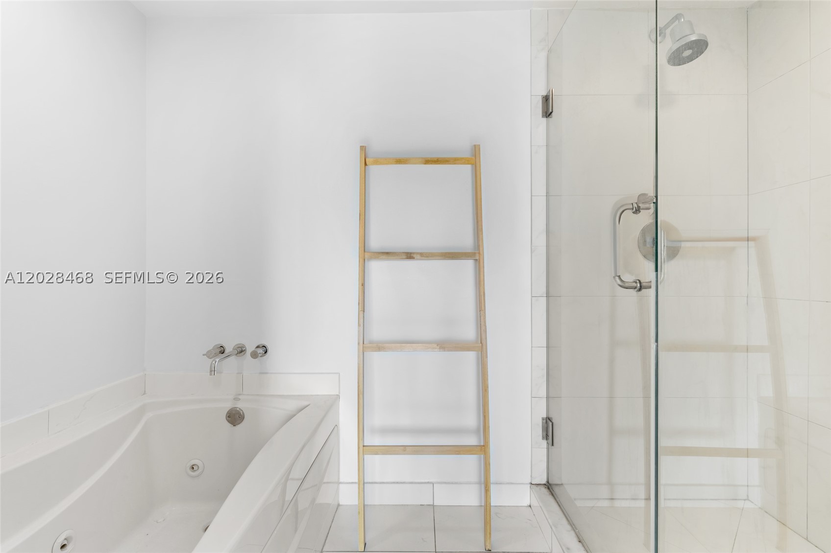 image 500 Brickell West10