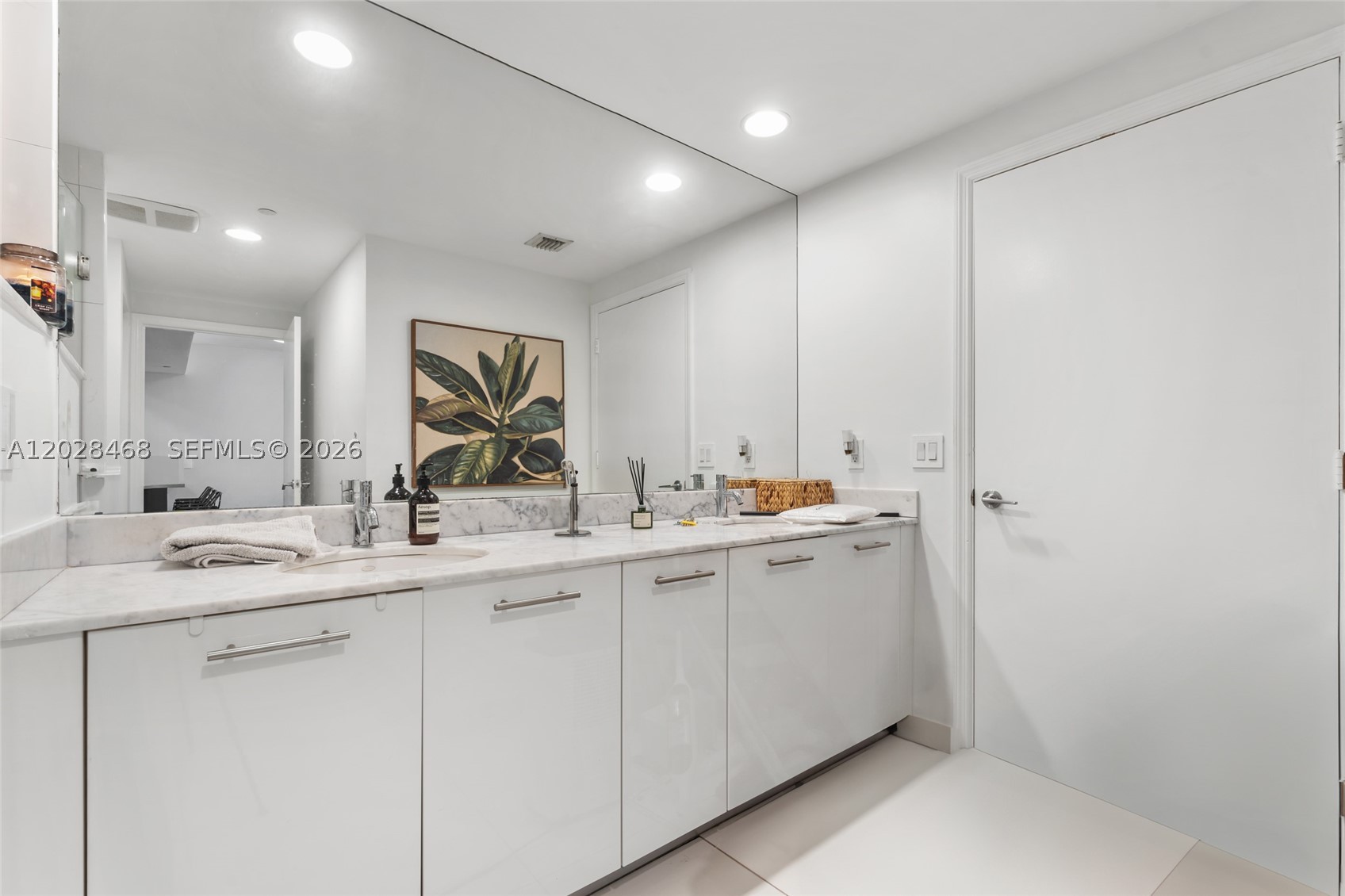 image 500 Brickell West12