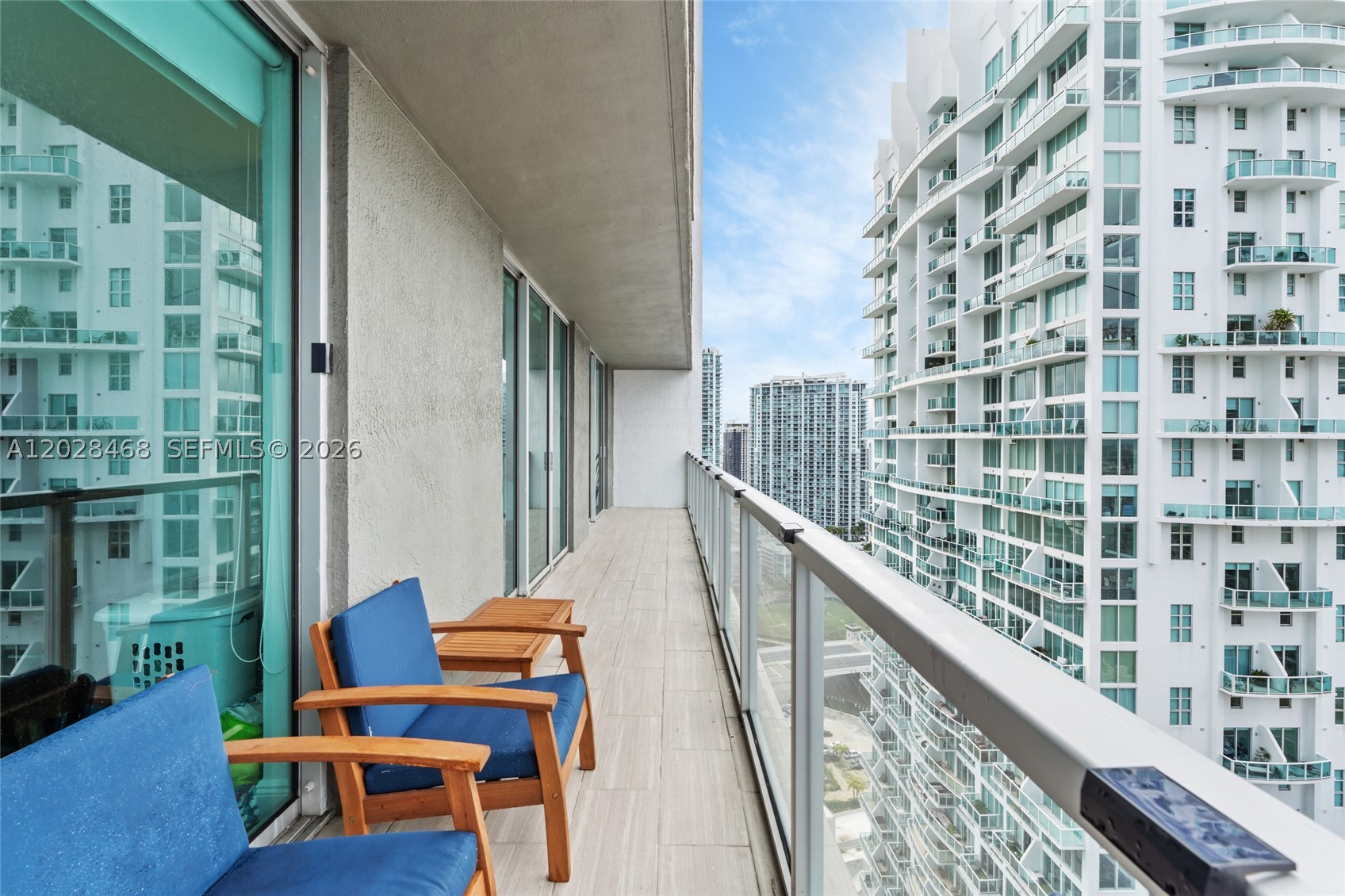 image 500 Brickell West16