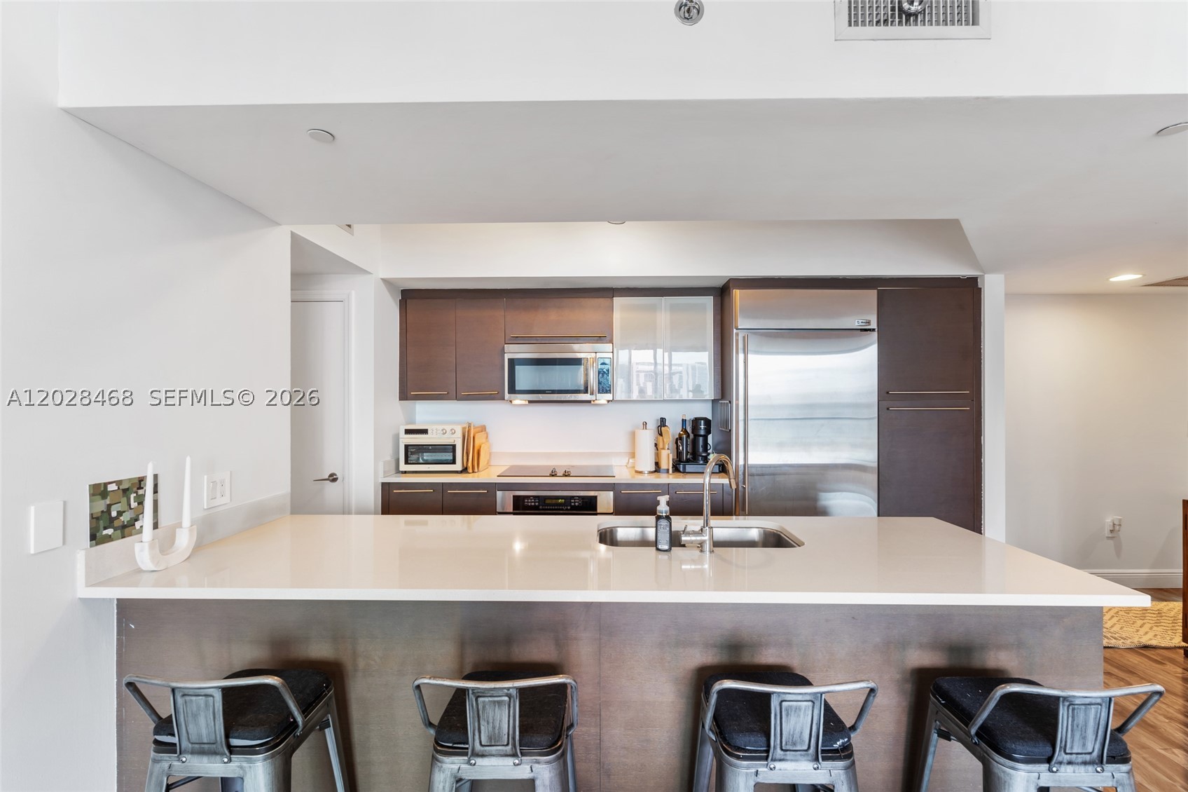 image 500 Brickell West4