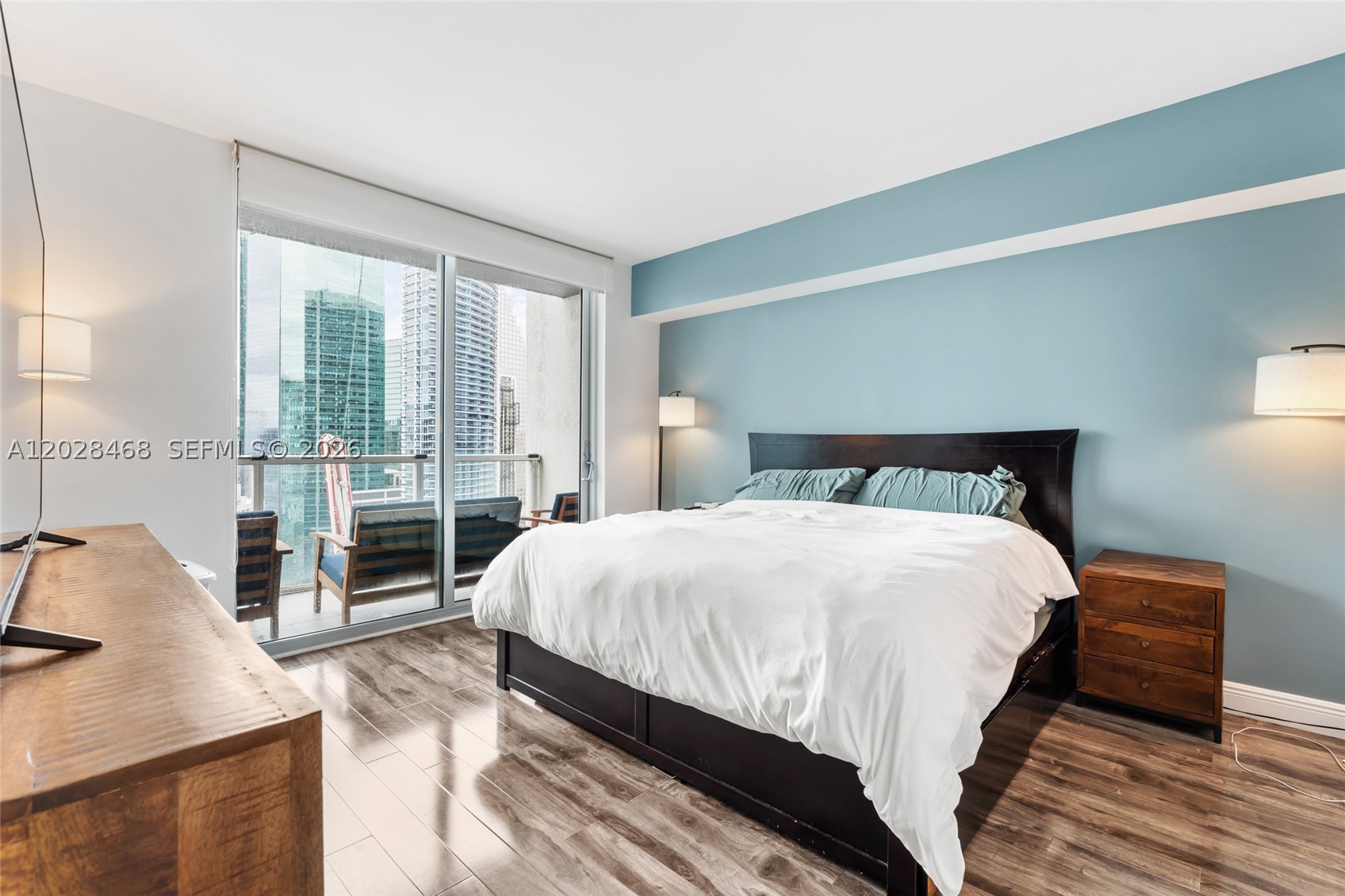 image 500 Brickell West8