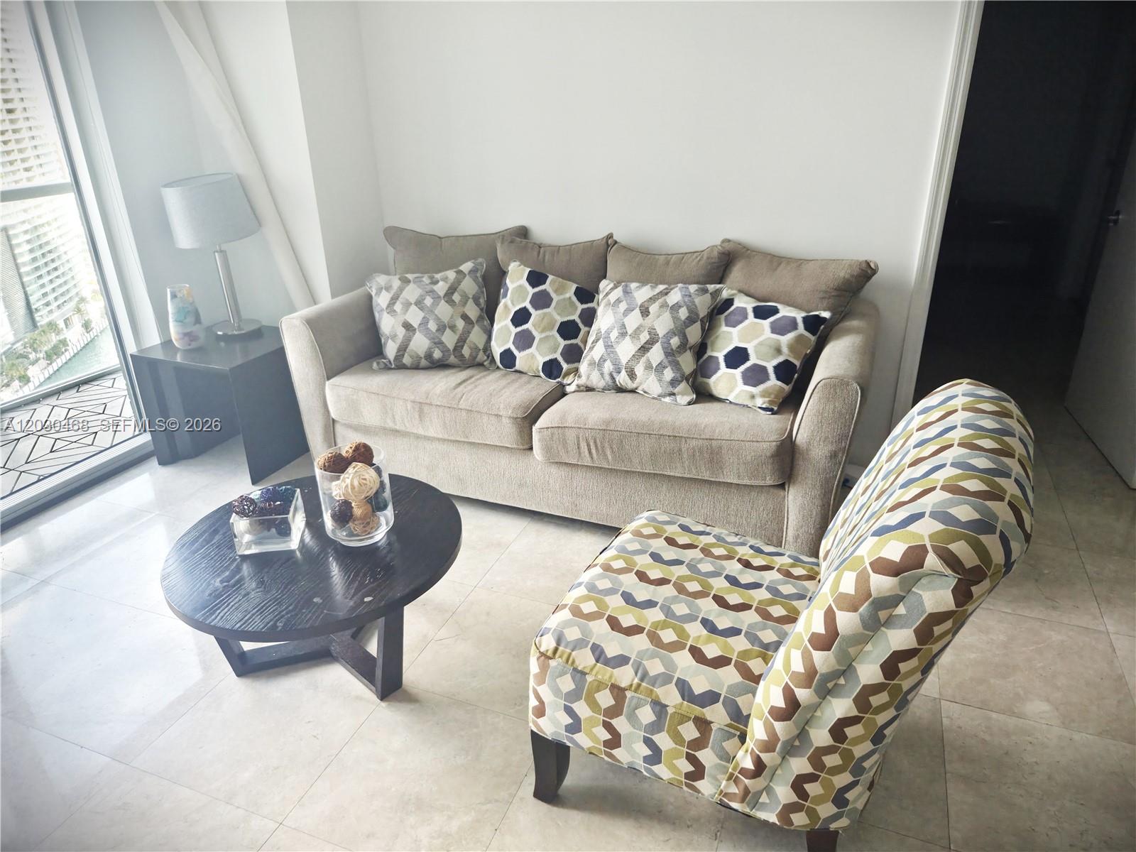 500 Brickell Ave #3105 Miami, FL 33131