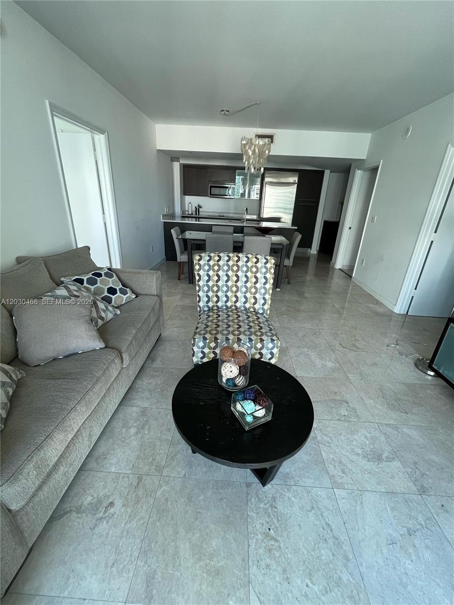 500 Brickell Ave #3105 Miami, FL 33131