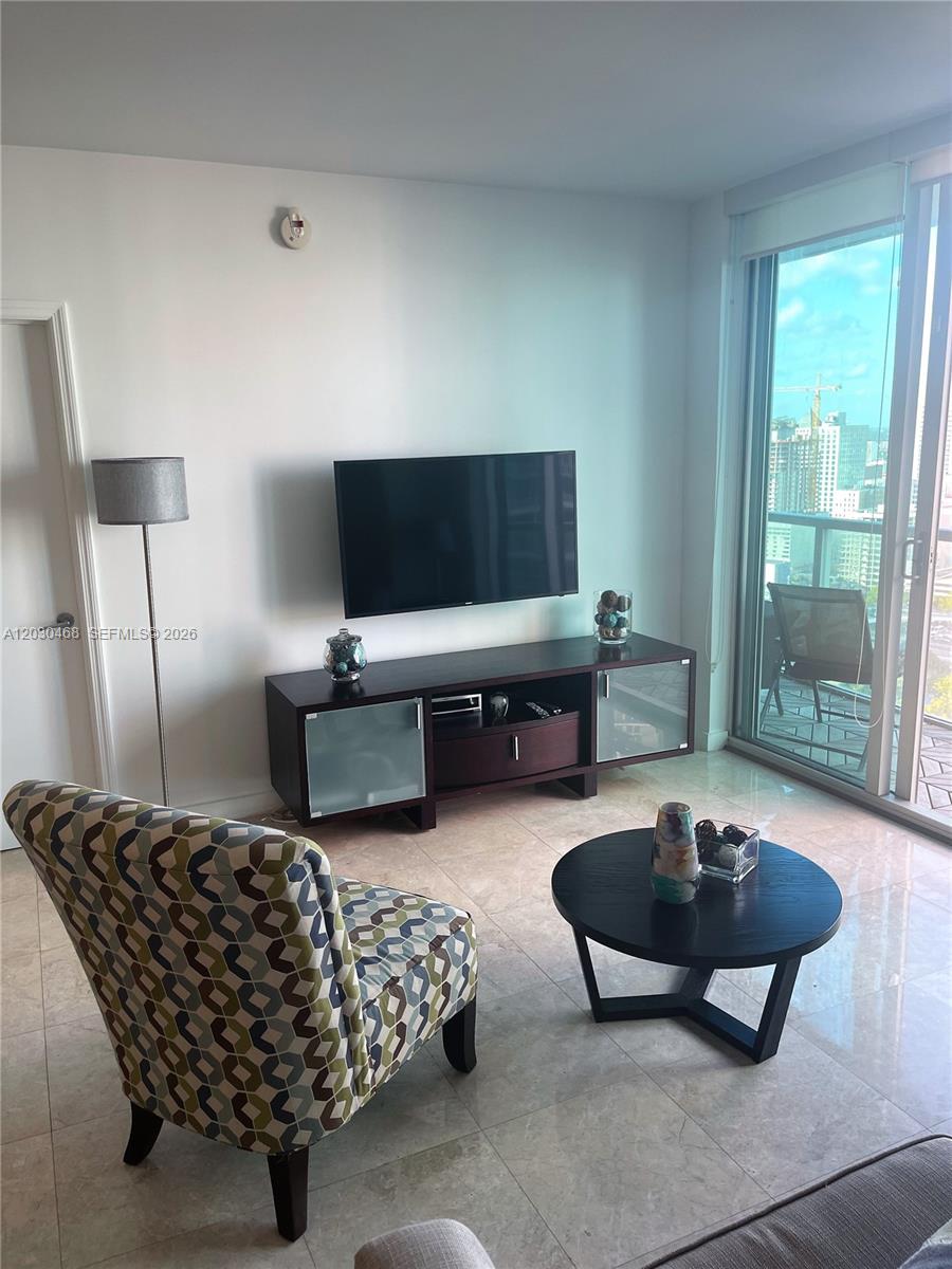500 Brickell Ave #3105 Miami, FL 33131