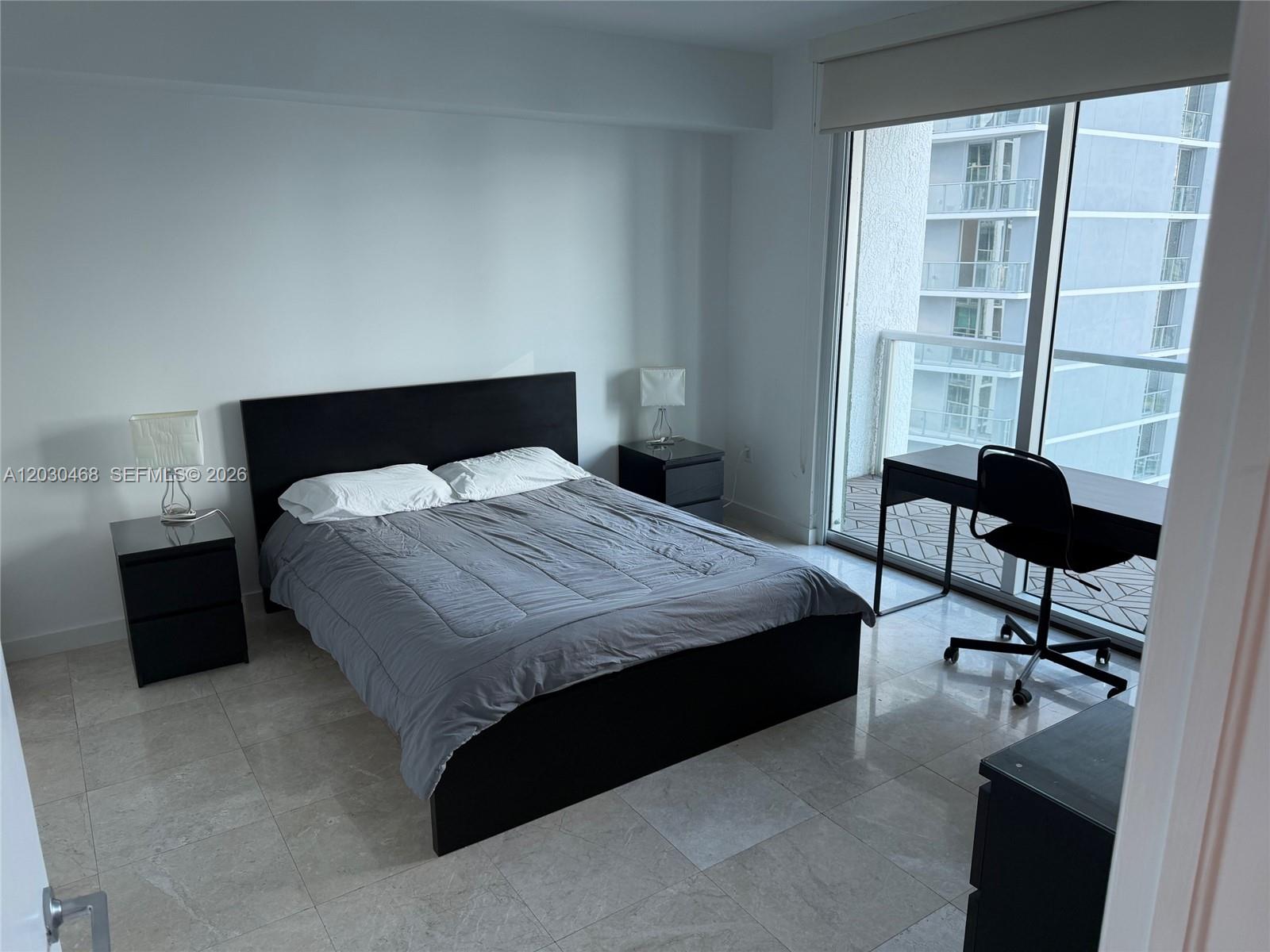 500 Brickell Ave #3105 Miami, FL 33131