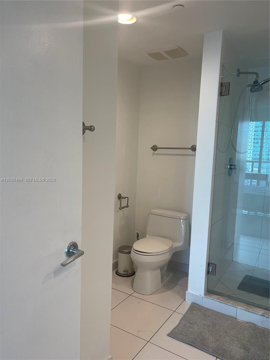 500 Brickell Ave #3105 Miami, FL 33131