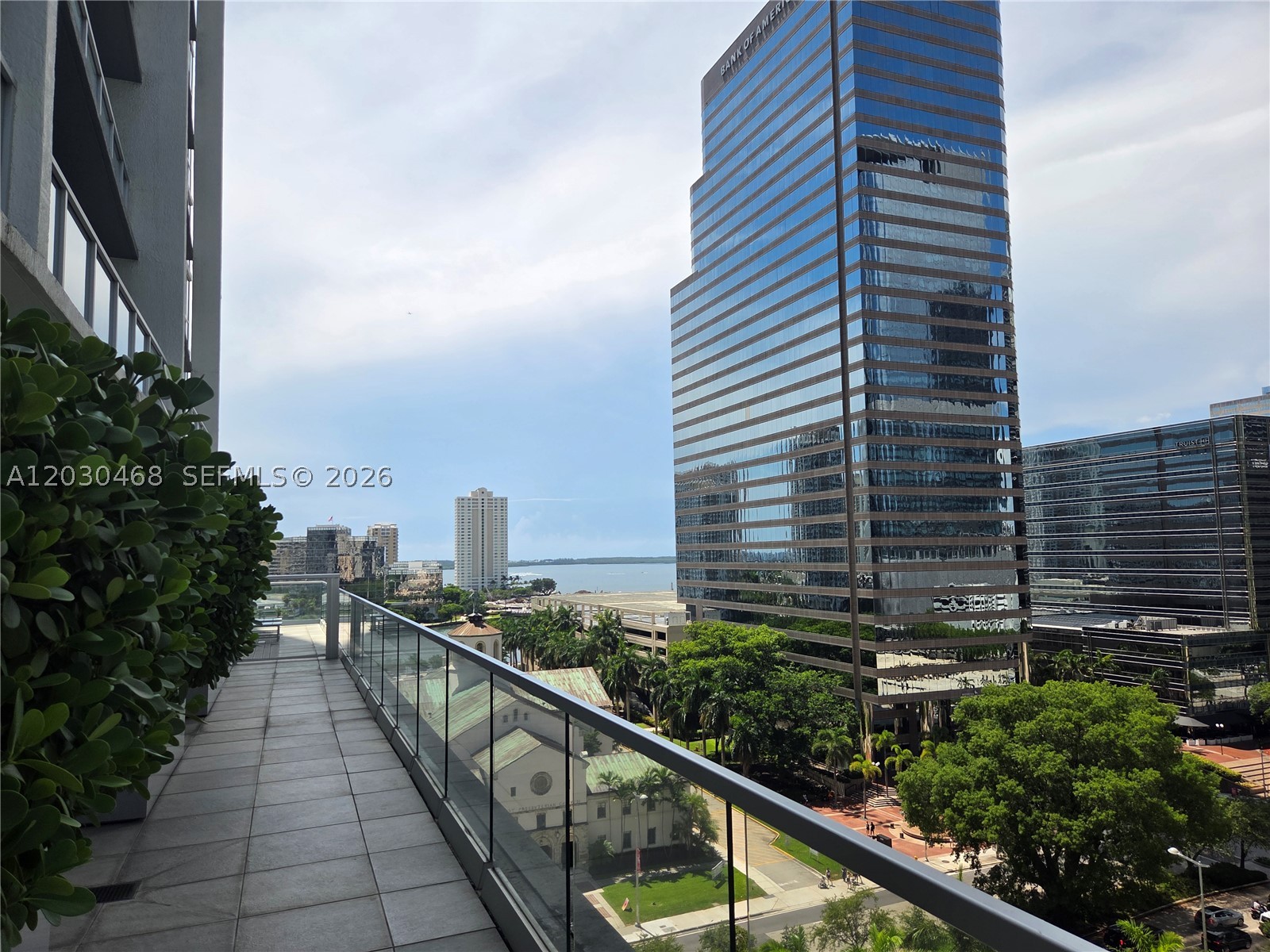image 500 Brickell East34