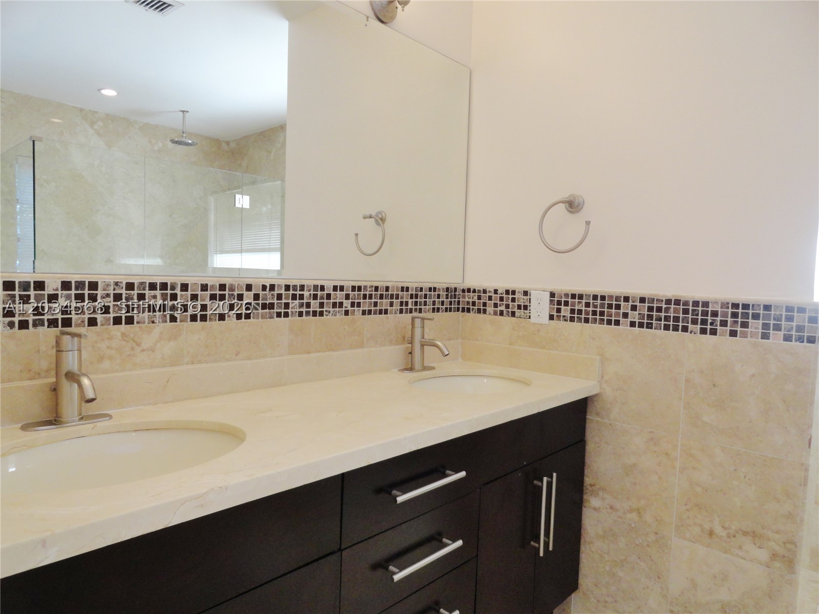 4950 San Amaro Dr Coral Gables, FL 33146