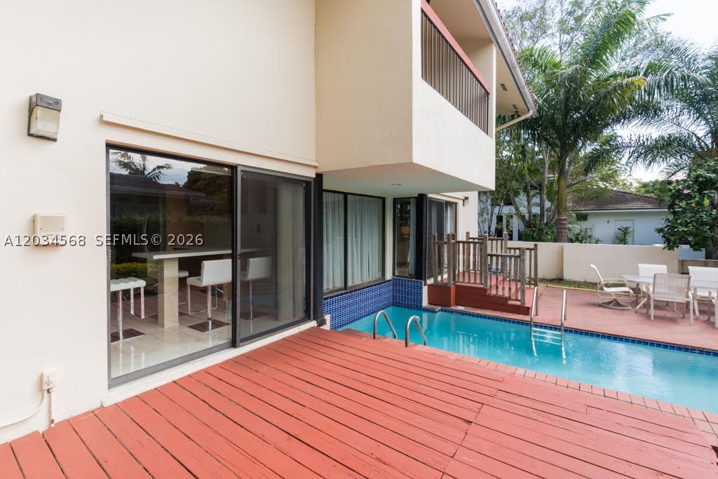 4950 San Amaro Dr Coral Gables, FL 33146