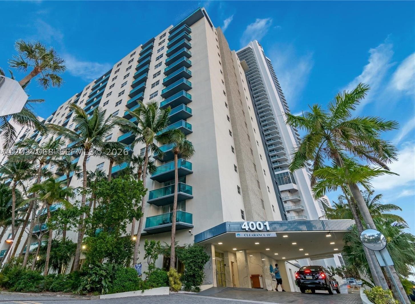 4001 S Ocean Dr #11A