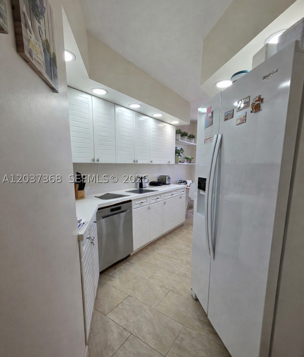 Undisclosed Address Aventura, FL 33180