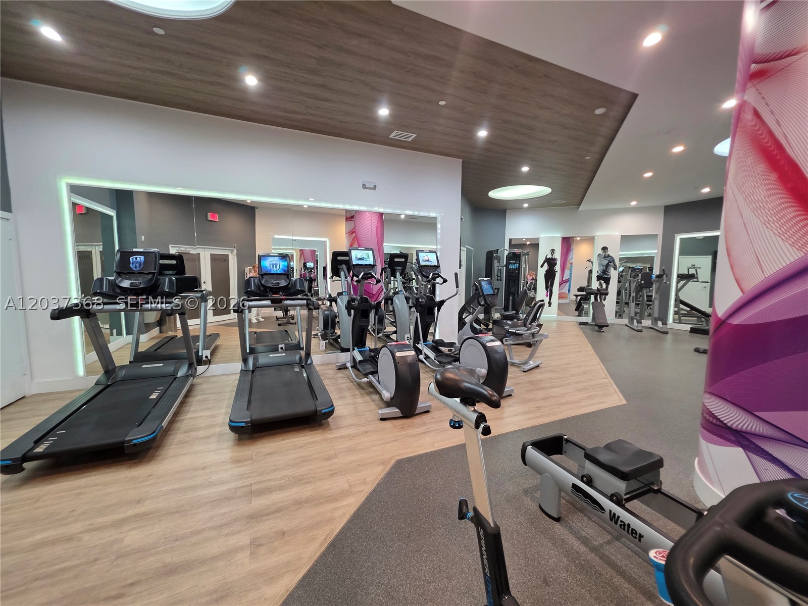 Undisclosed Address Aventura, FL 33180