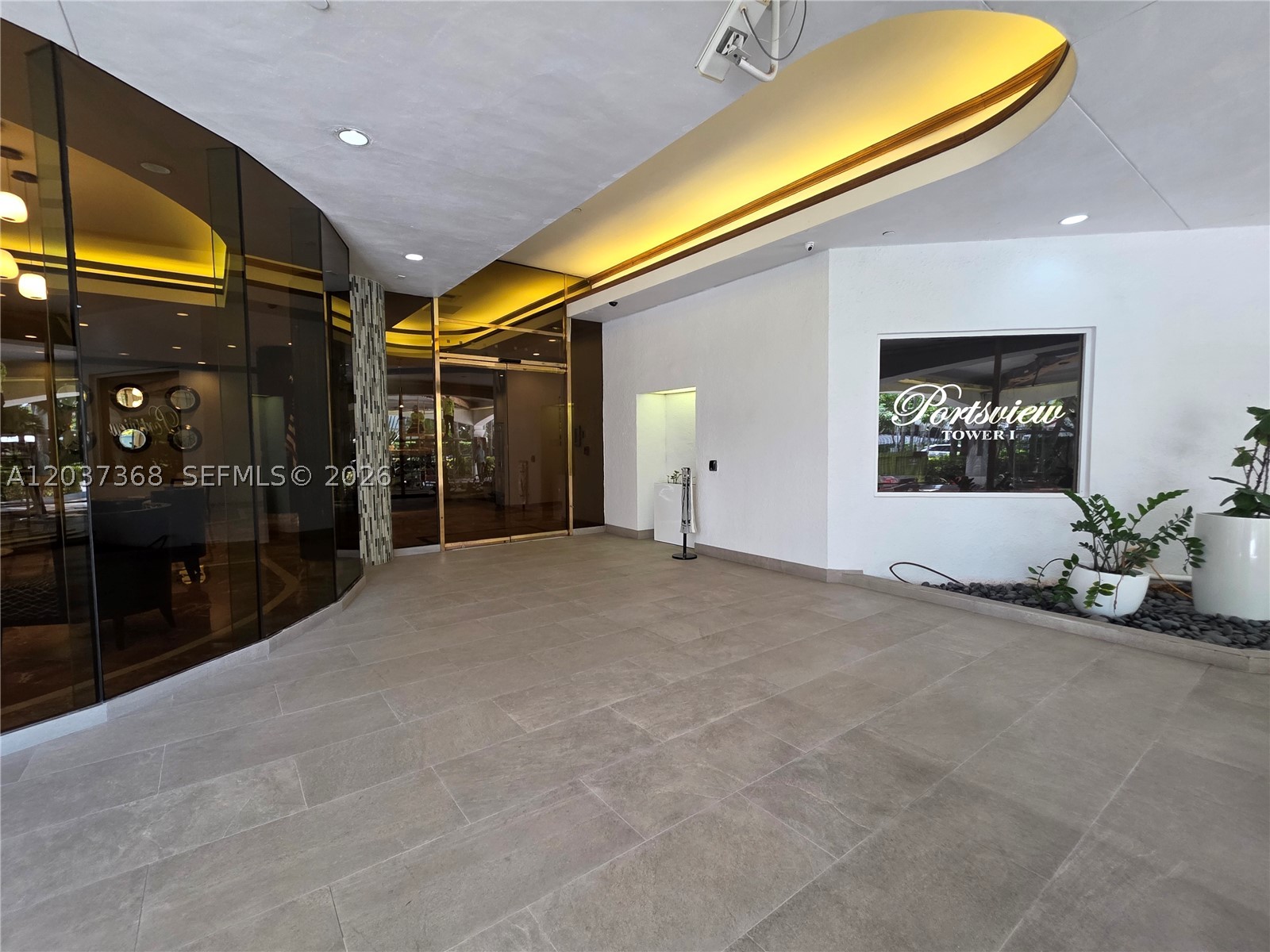 Undisclosed Address Aventura, FL 33180