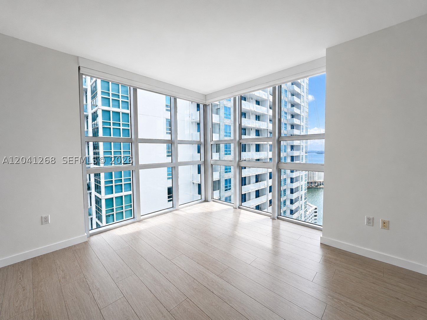 image The Plaza on Brickell West9