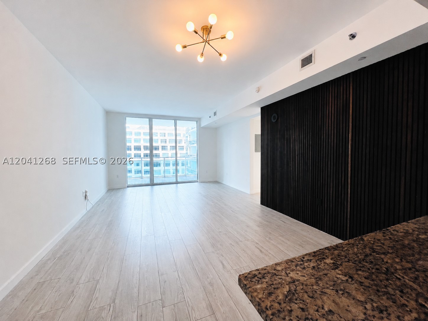 image The Plaza on Brickell West5