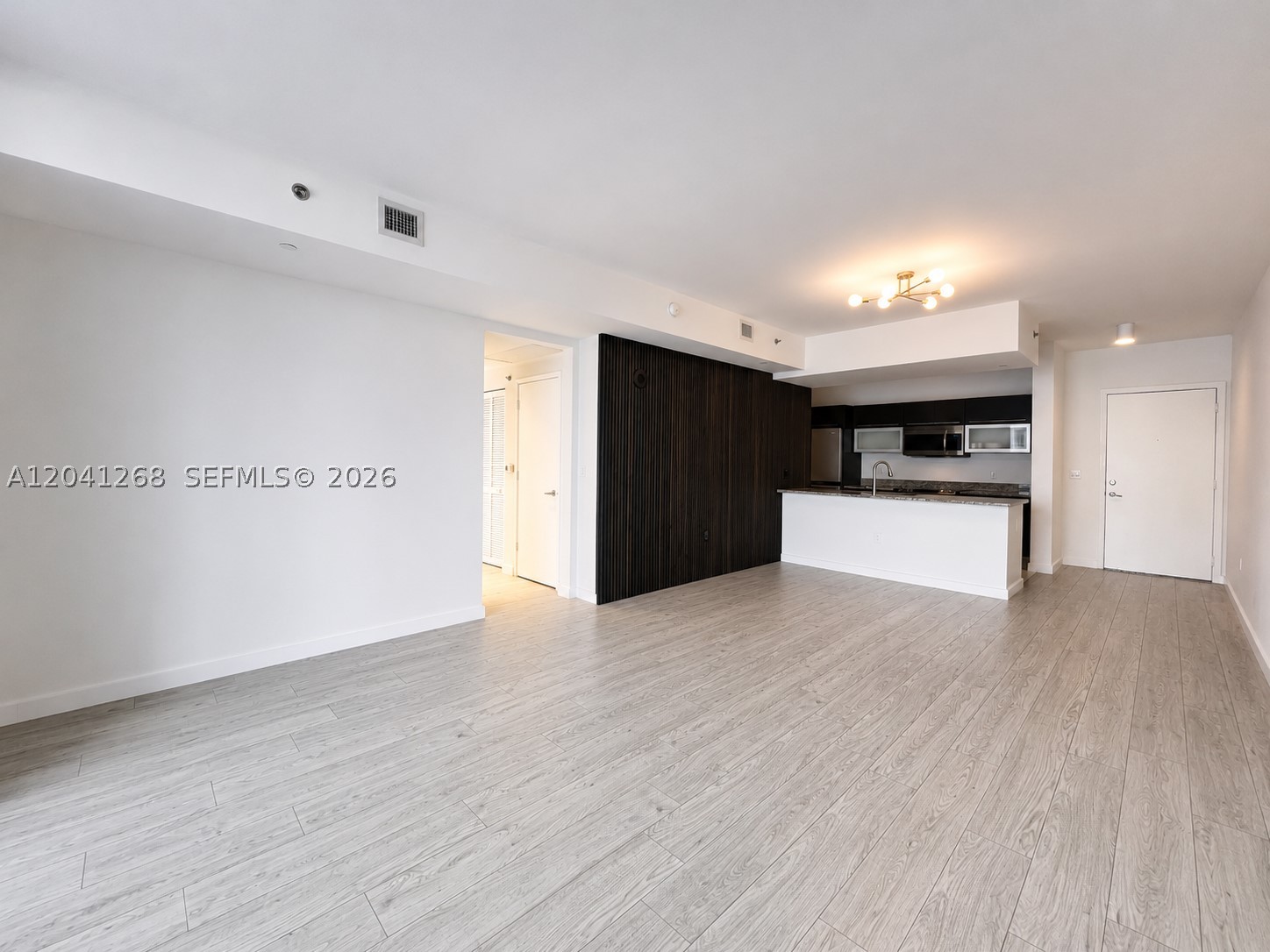 image The Plaza on Brickell West8