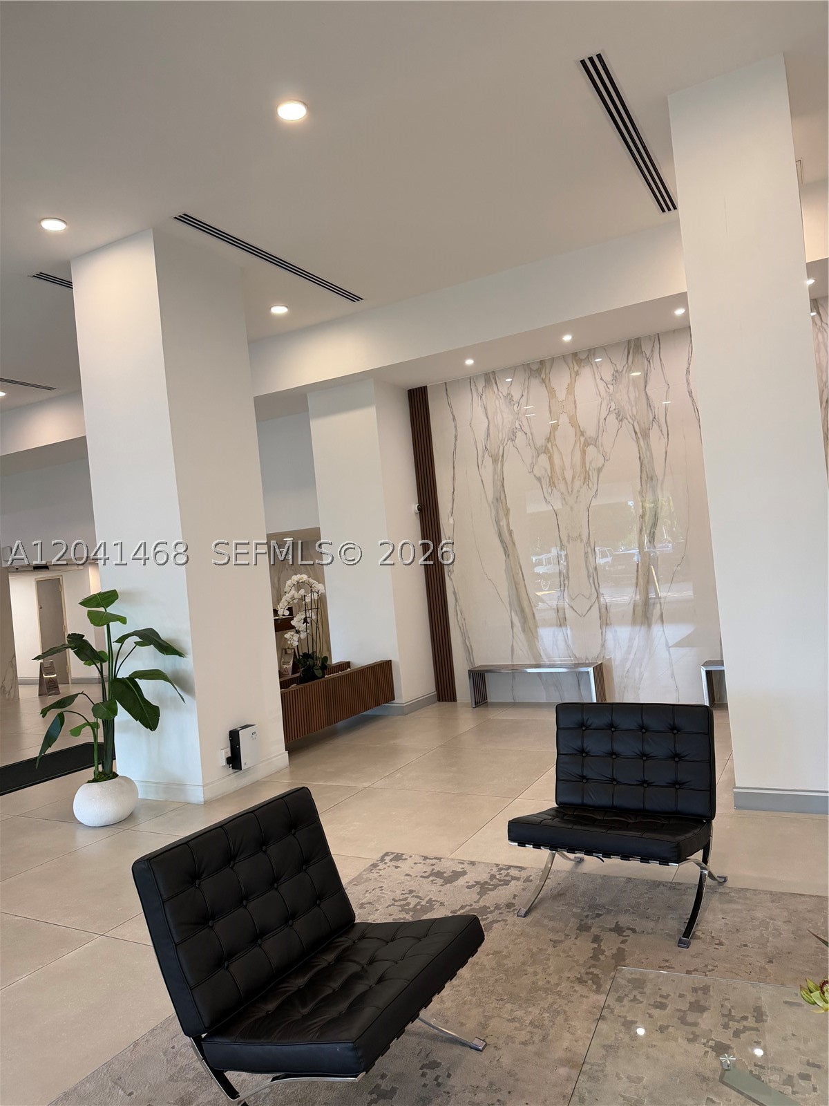 image Winston Towers 3009