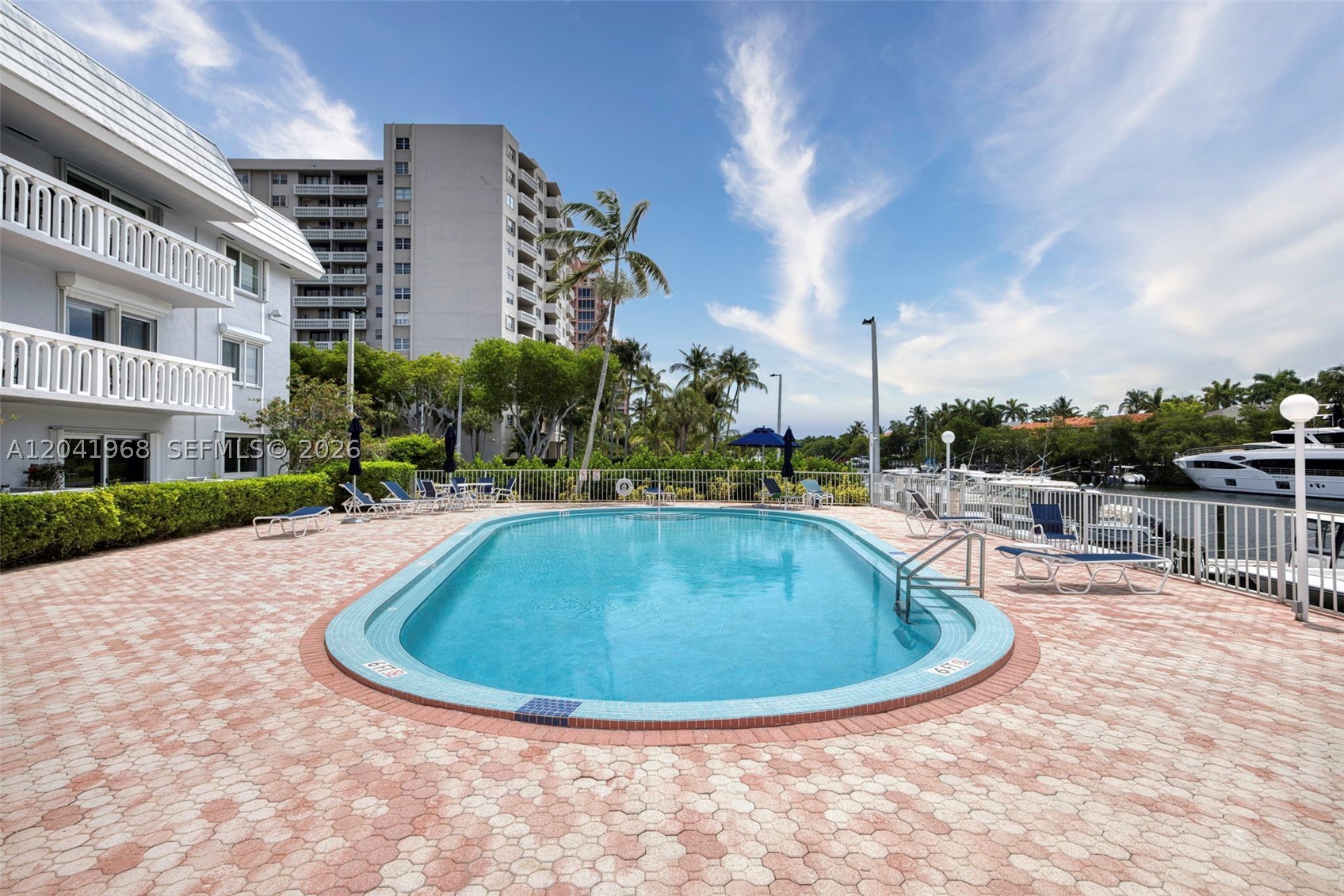 100 Edgewater Dr #142 Coral Gables, FL 33133