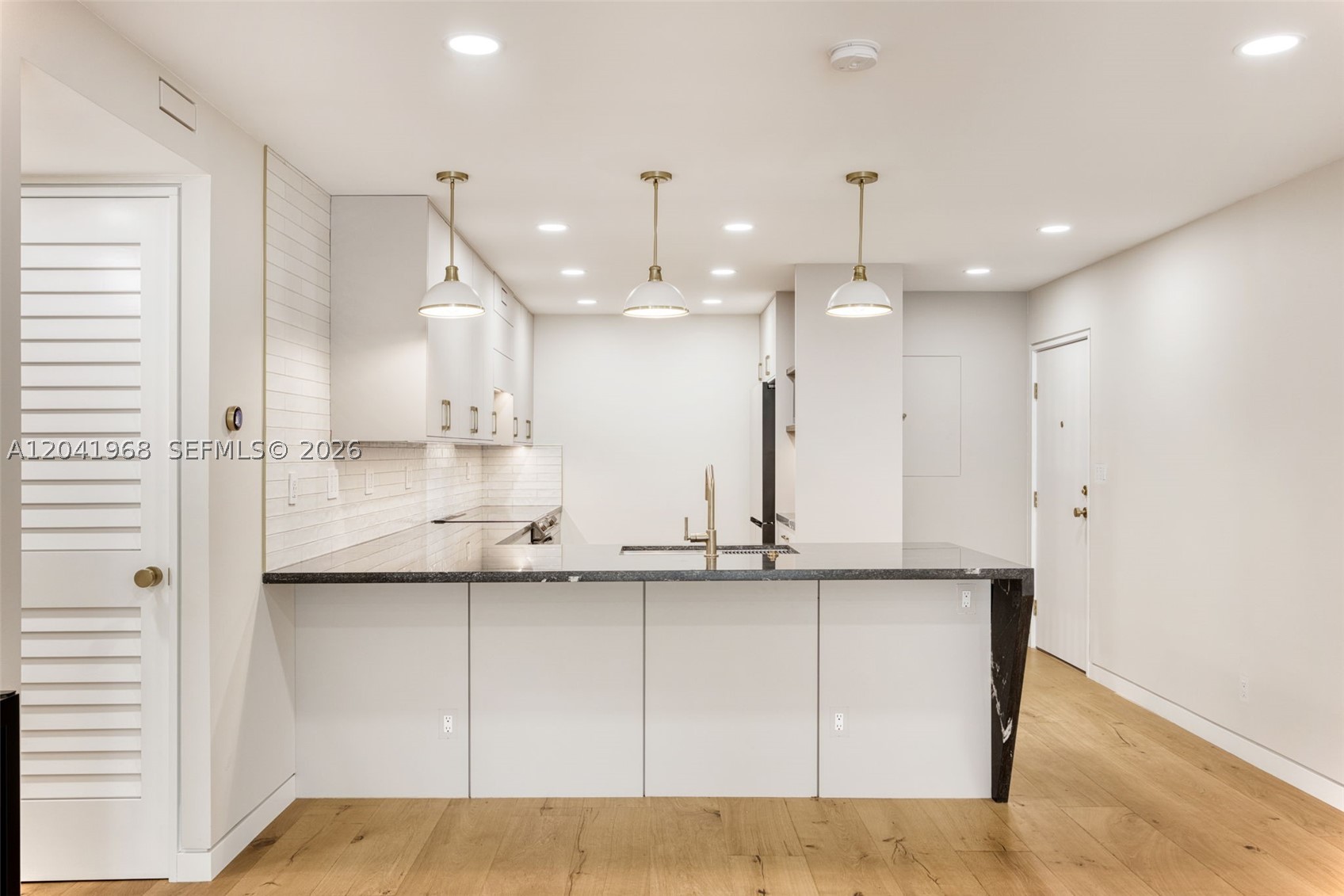 100 Edgewater Dr #142 Coral Gables, FL 33133