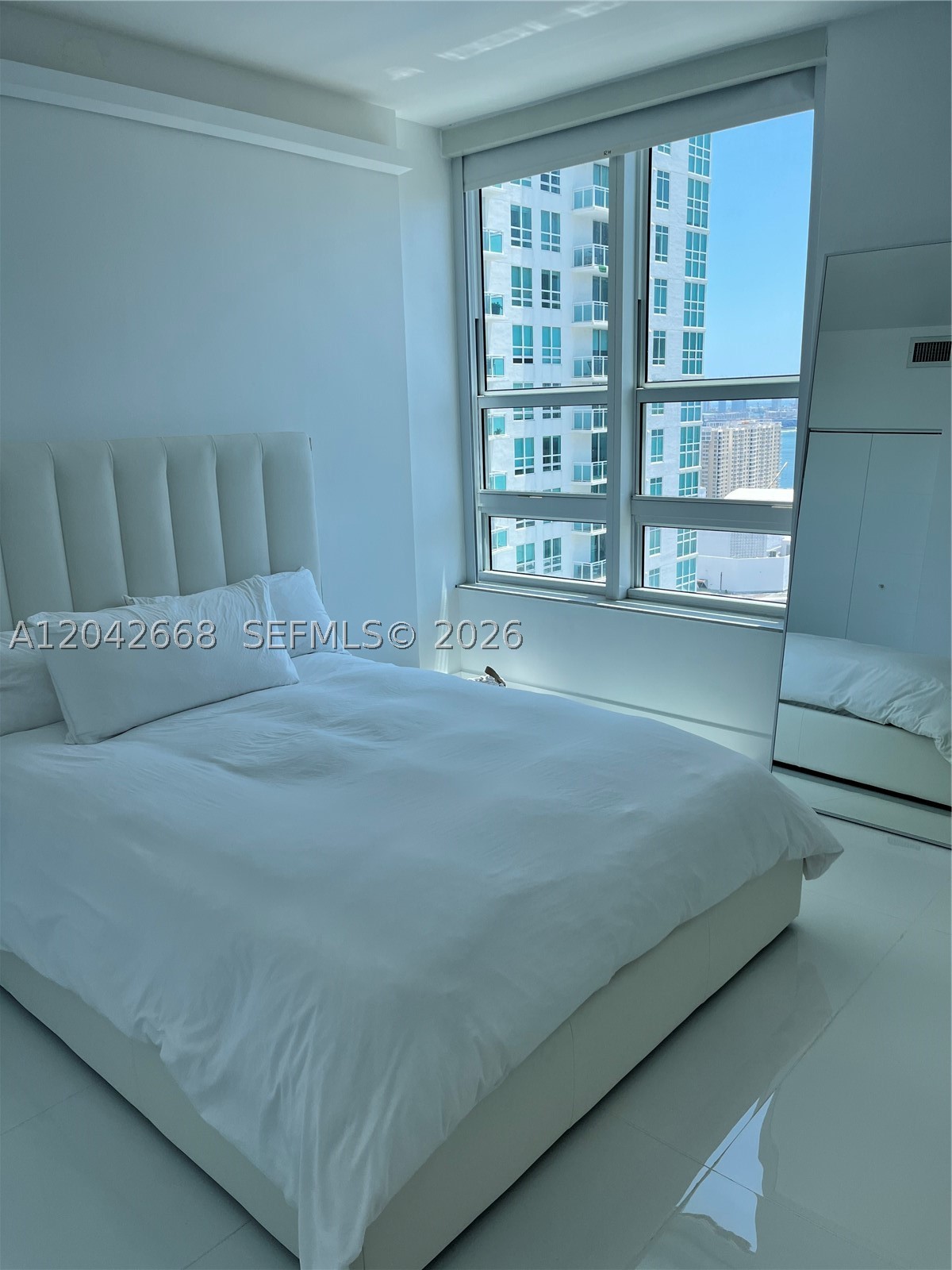 image The Plaza on Brickell West8