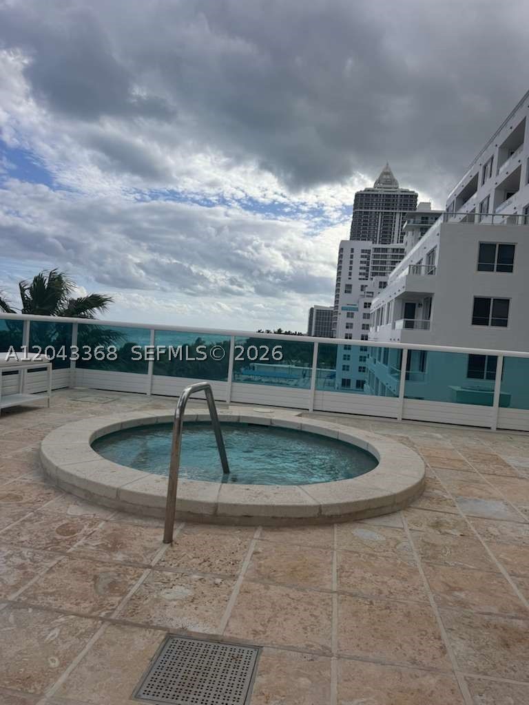 5025 Collins Ave #1602 Miami Beach, FL 33140
