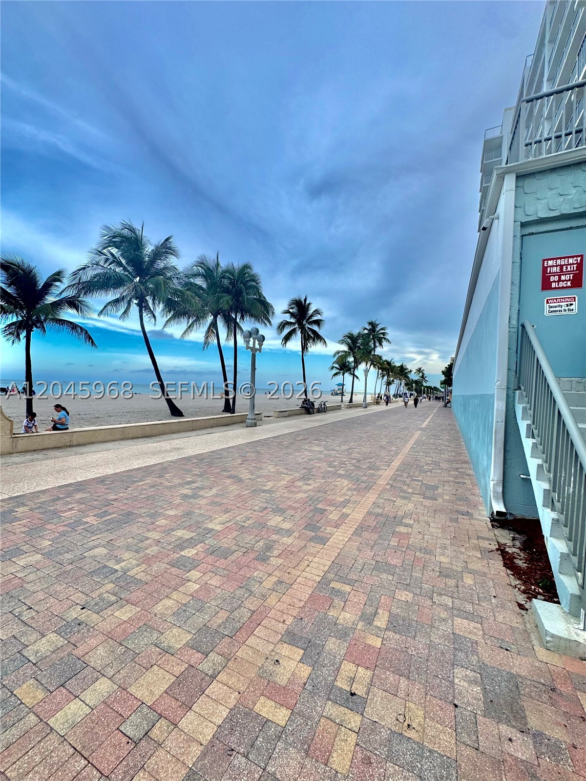 400 N Surf Rd #RGB