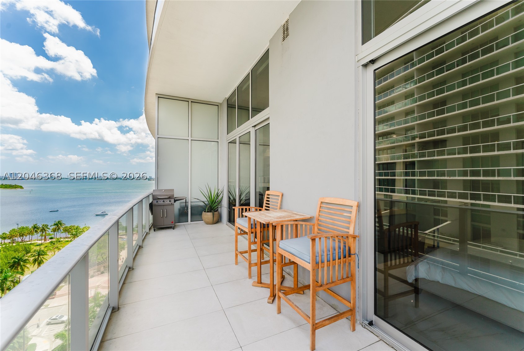 image Aria on the Bay24
